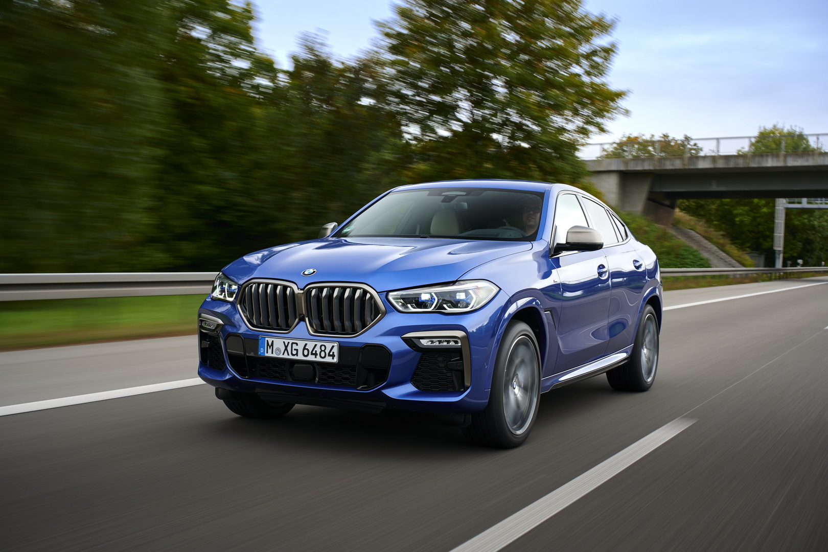 BMW Wants You To Explore Every Detail Of The New X6 In 102 Images