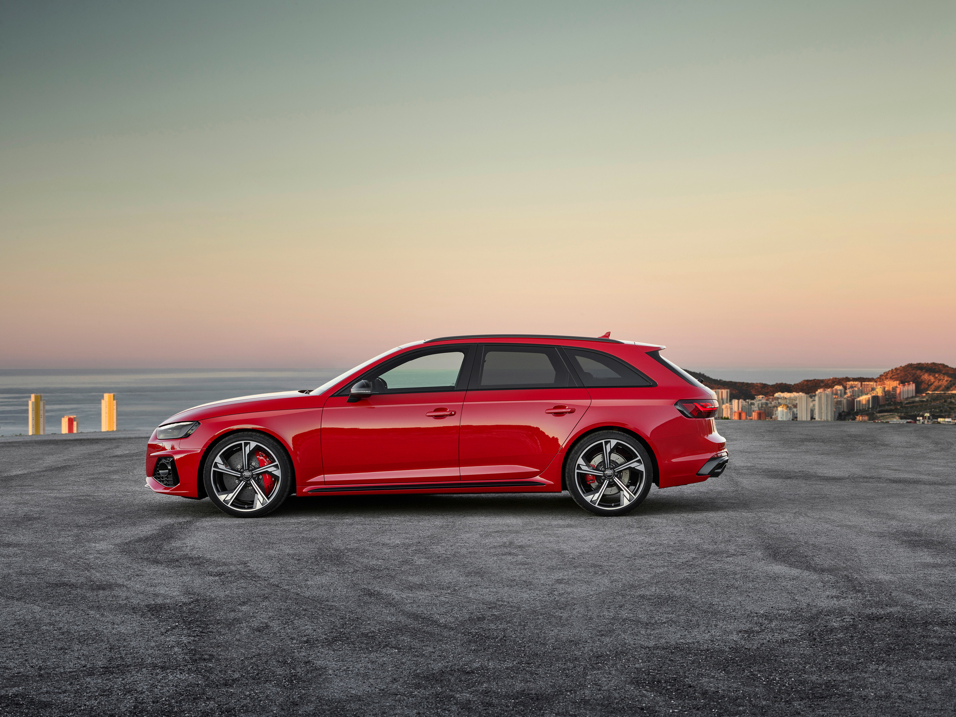 Facelifted 2020 Audi RS4 Avant Launches With Its Big Brother’s Looks