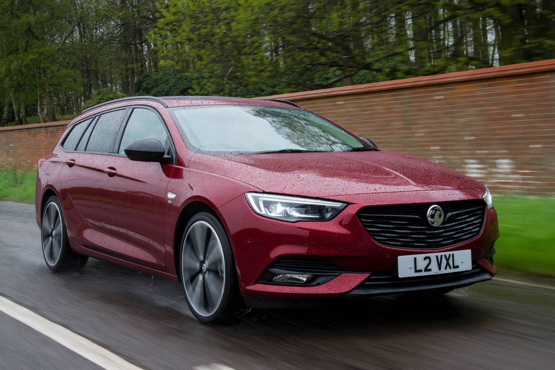 Vauxhall Insignia Sports Tourer And Viva Axed From UK Market