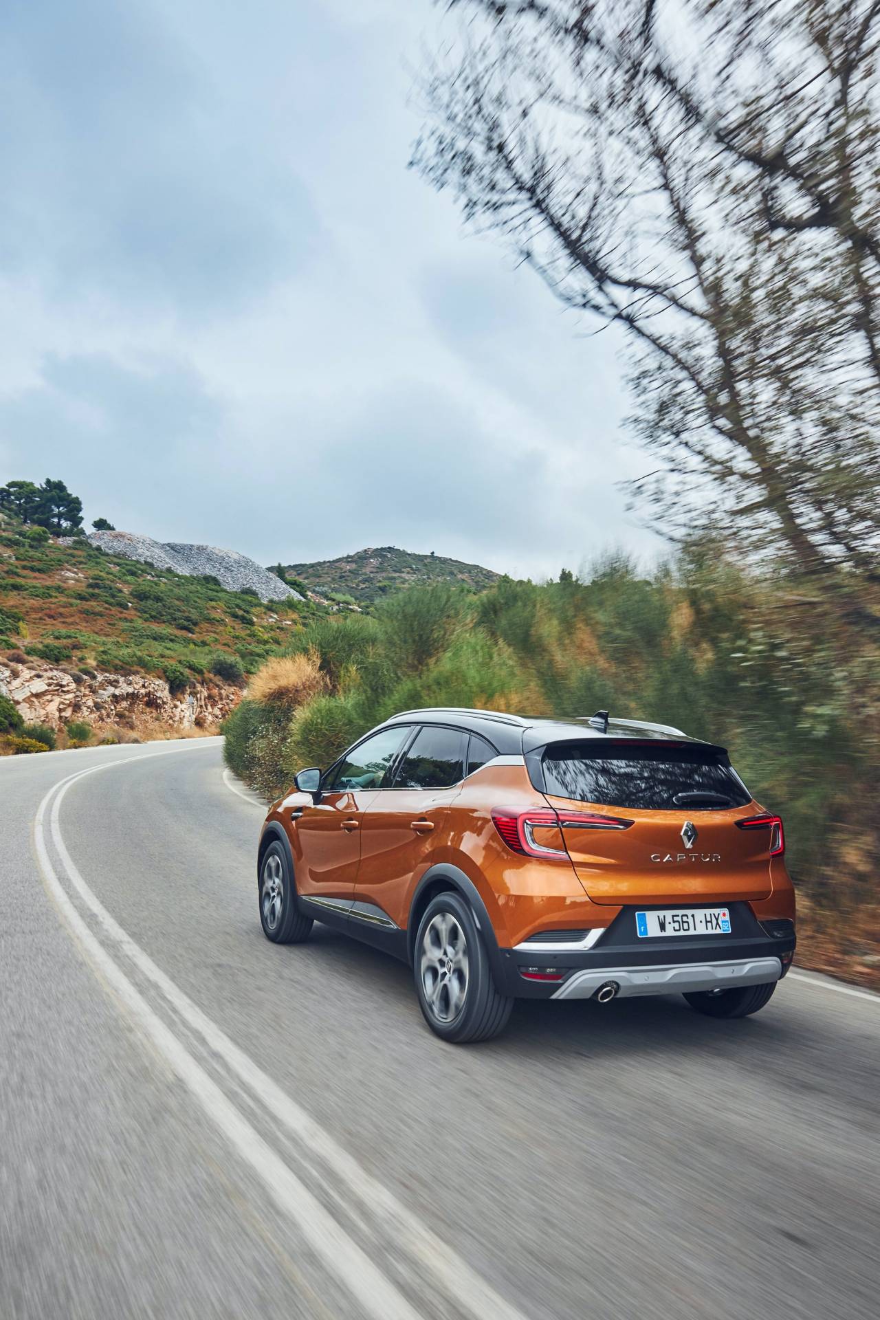 2020 Renault Captur Vies For European Supremacy, Stars In Huge Gallery