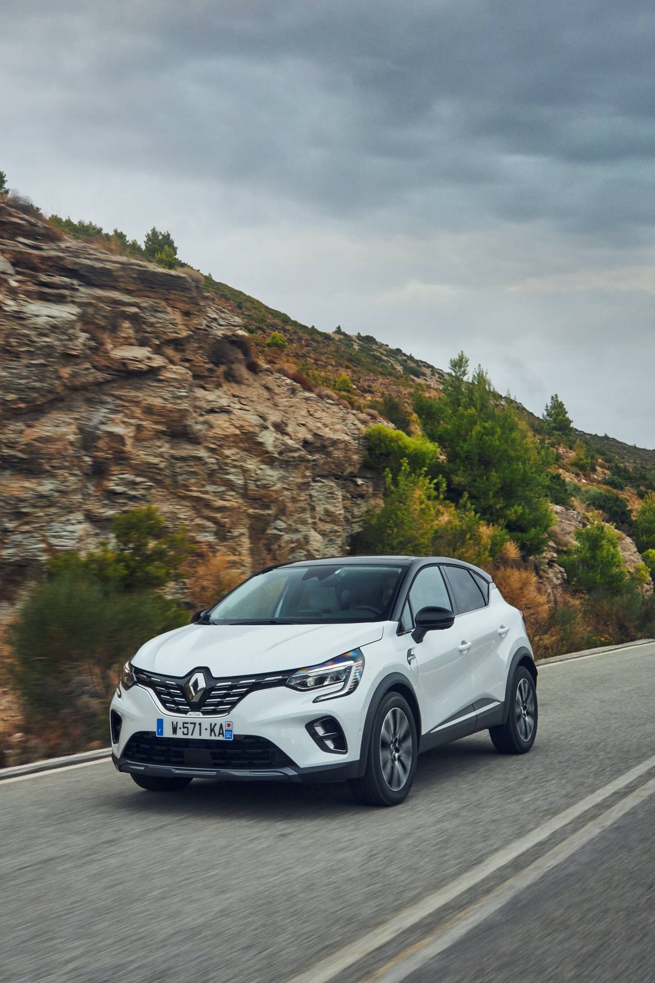 2020 Renault Captur Vies For European Supremacy, Stars In Huge Gallery