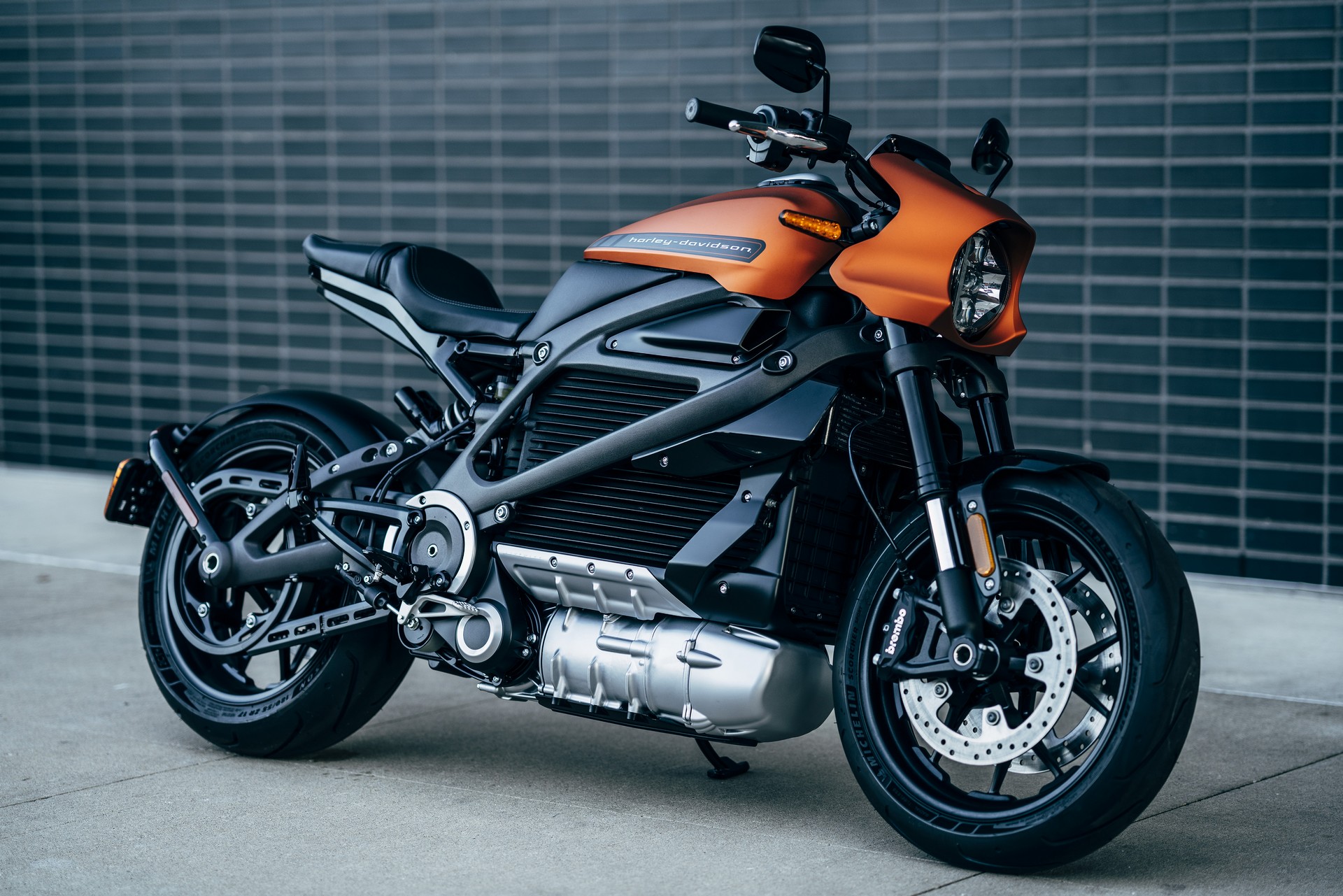 Harley-Davidson Halts LiveWire Electric Bike Production Over Charging Issue