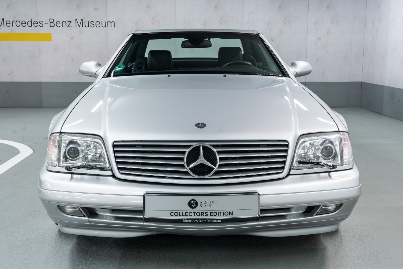 2000 Mercedes-Benz SL 320 Mille Miglia Edition Is Rarer Than Hen’s Teeth