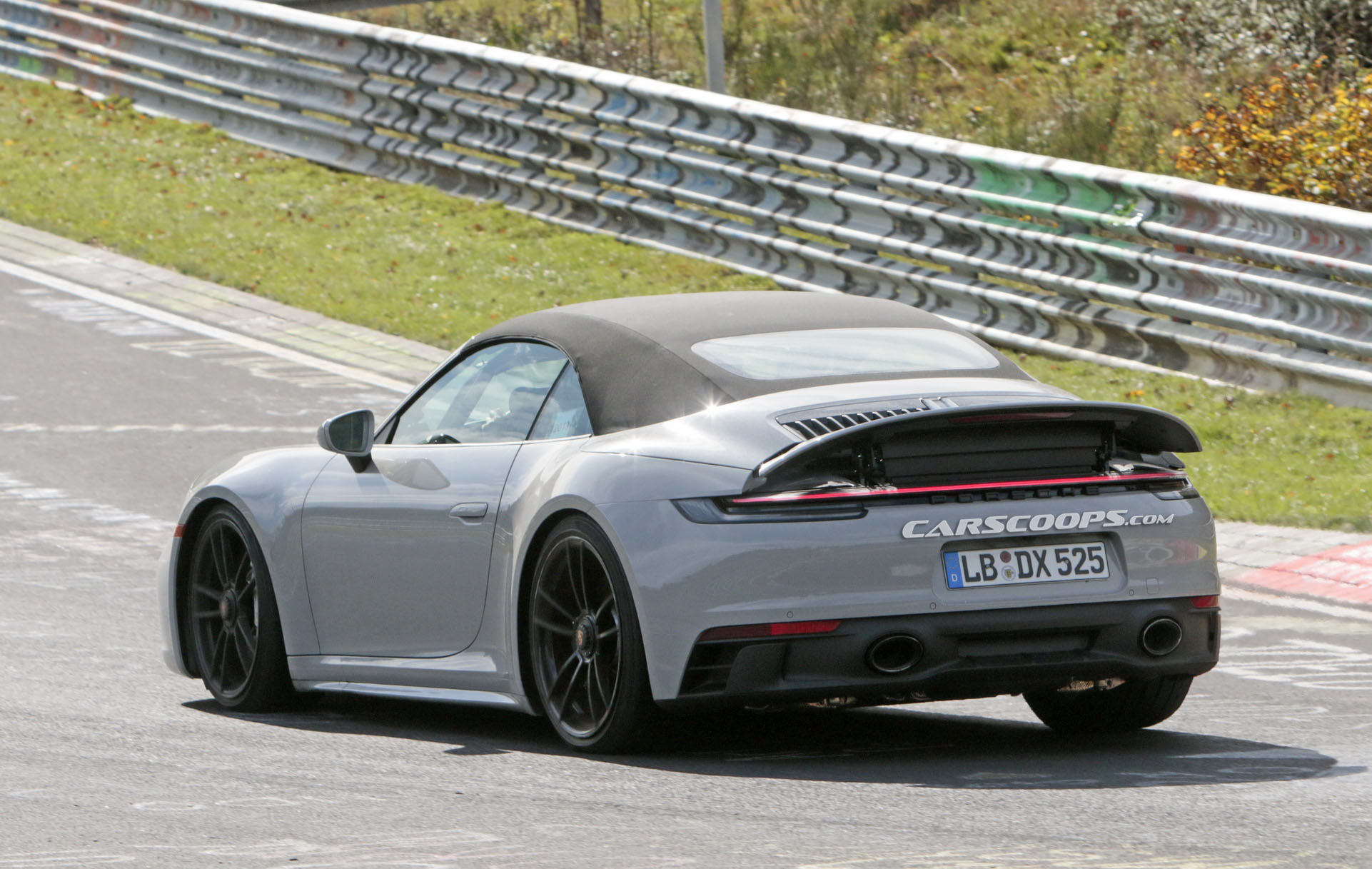 2020 Porsche 911 GTS Cabriolet Spied Camouflage-Free (Again), Looks Good