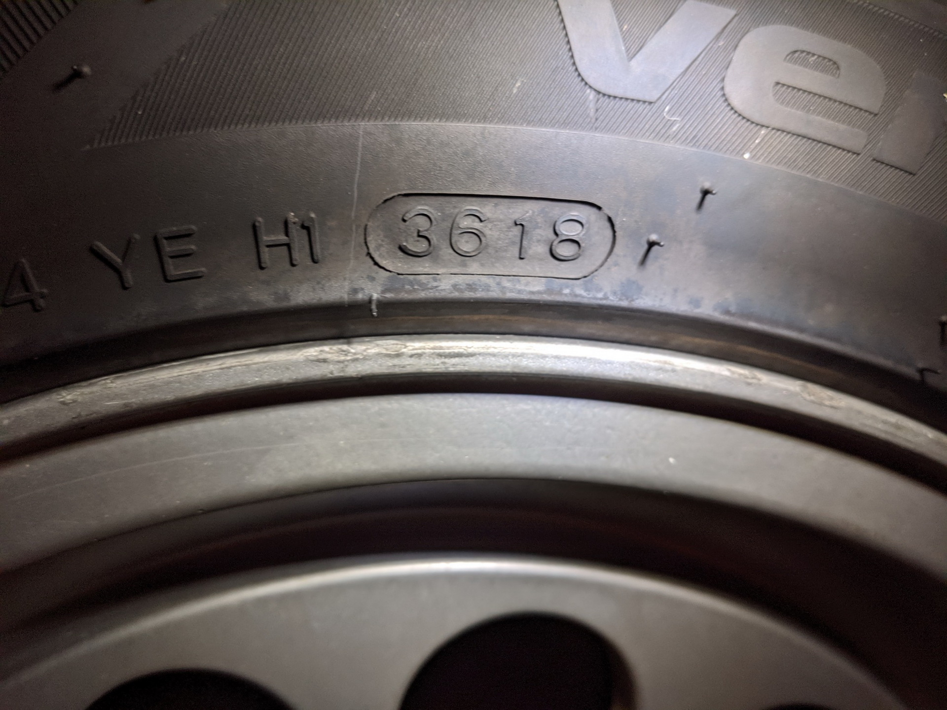 This 1988 Alfa Romeo Milano Verde V6 Can Help You Earn Your Petrolhead Stripes