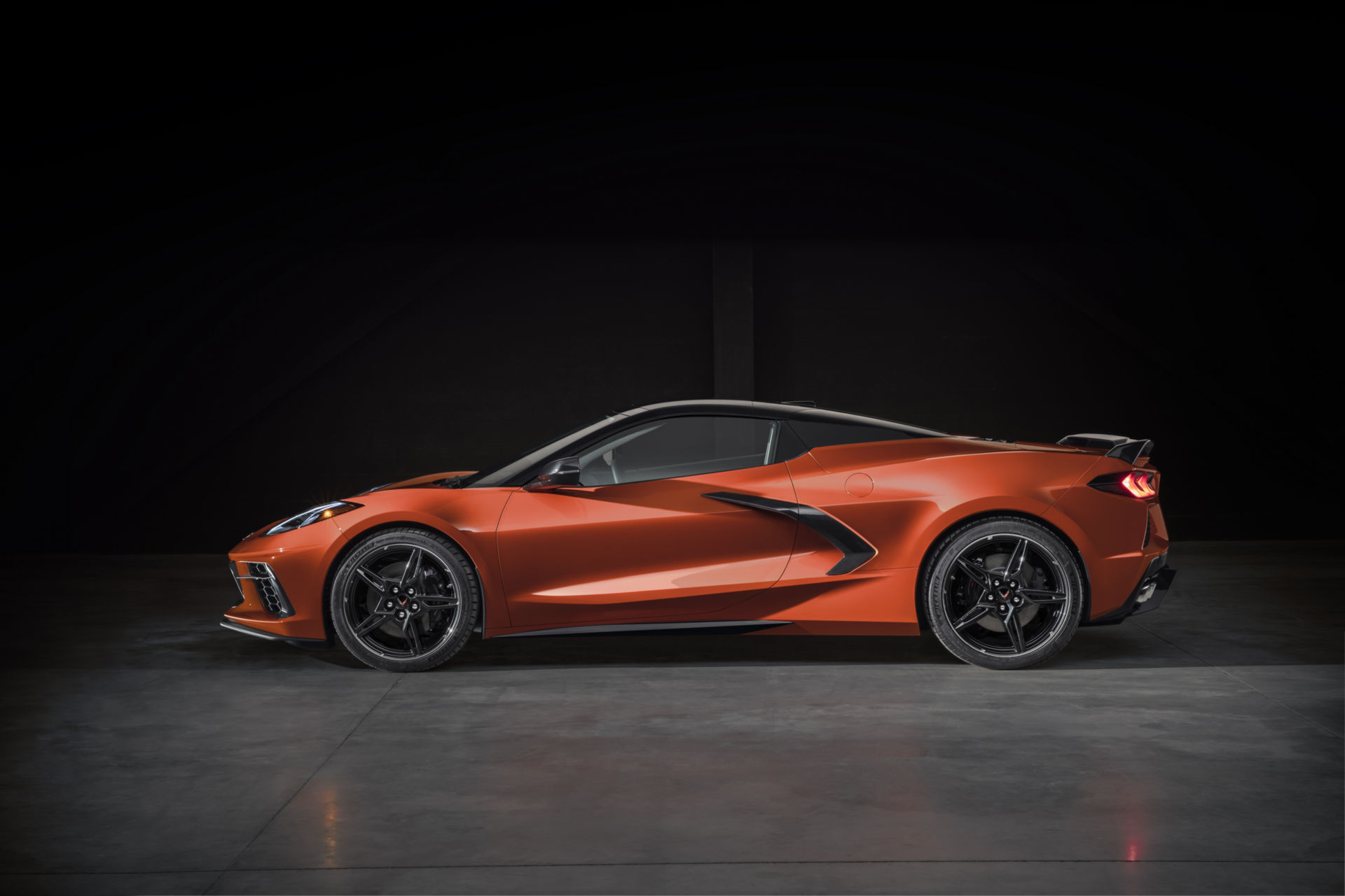 2020 Chevrolet Corvette Stingray Convertible Arriving In 2020 With $7500 Premium