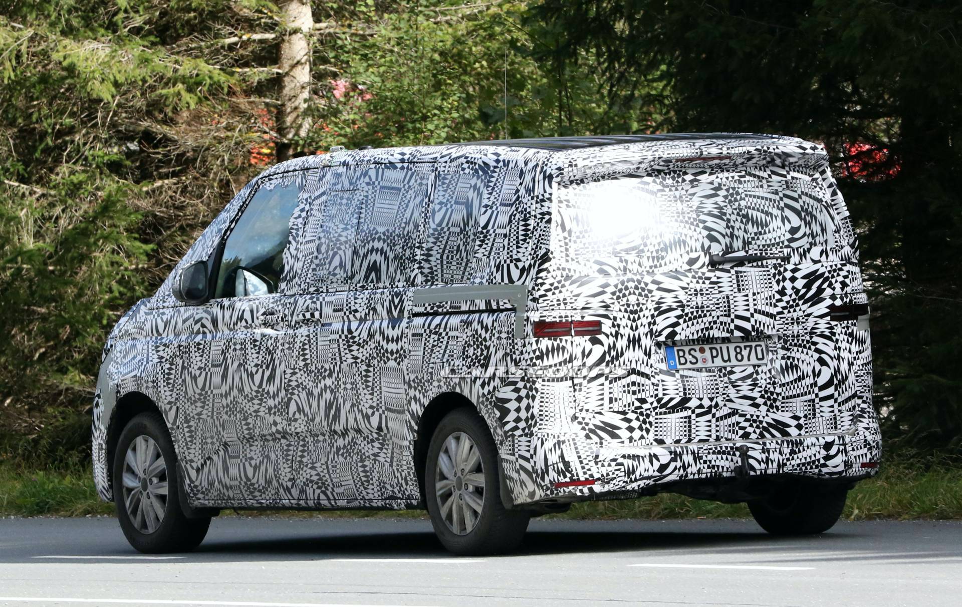 2020 VW T7 Multivan Spied, Will Reportedly Be Based On MQB Platform