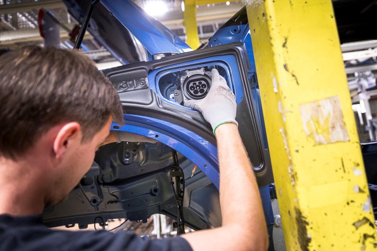 Volvo To Reduce Car Lifecycle Carbon Footprint By 40% In The Next Six Years