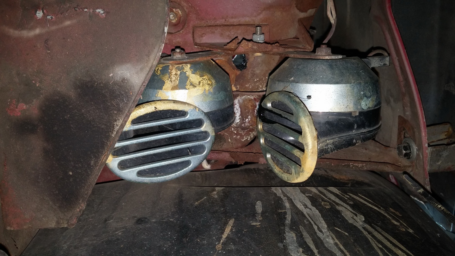 This 1988 Alfa Romeo Milano Verde V6 Can Help You Earn Your Petrolhead Stripes