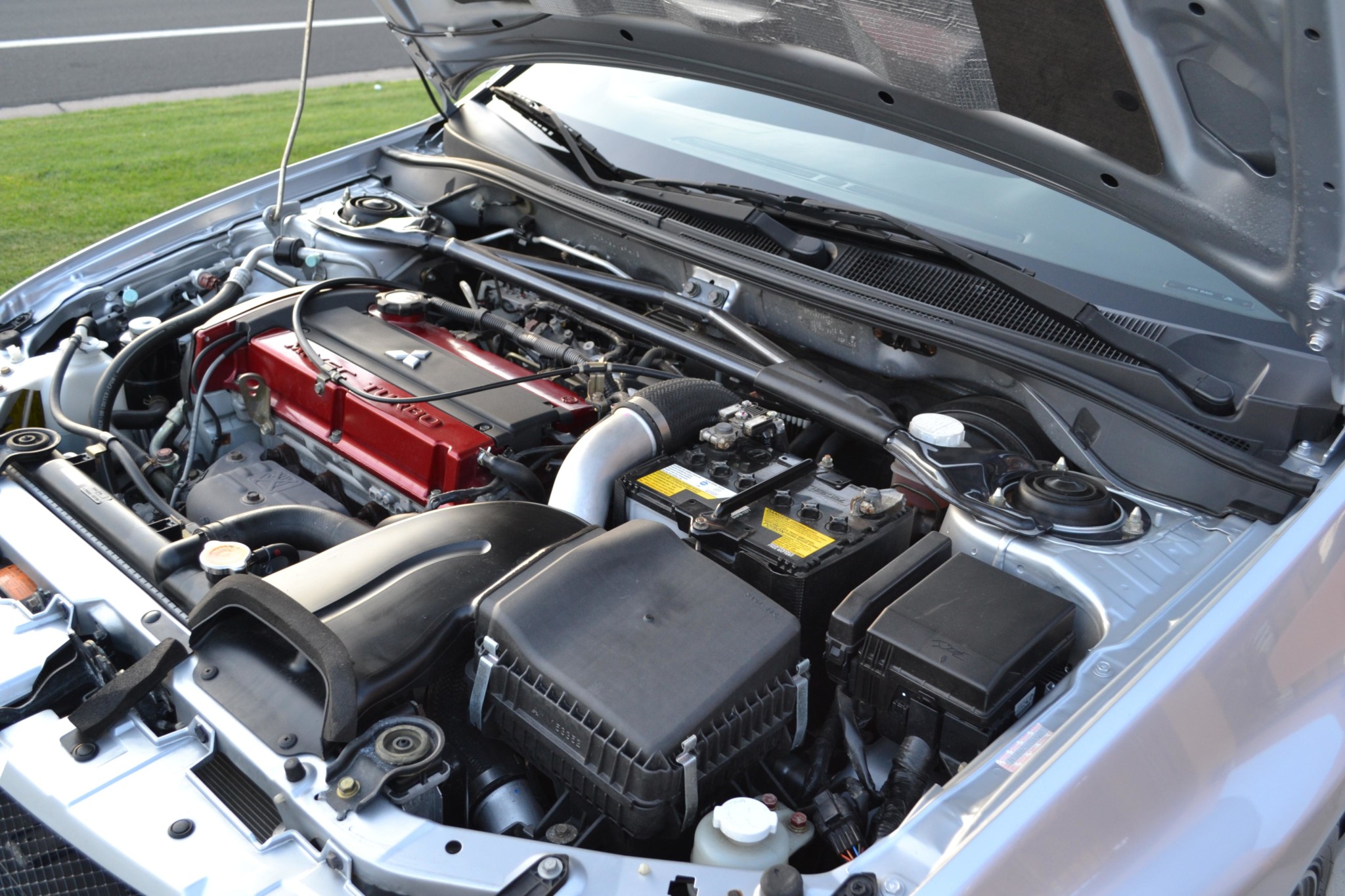 10K-Mile Mitsubishi Lancer Evo IX MR Should Be On Your Bucket List