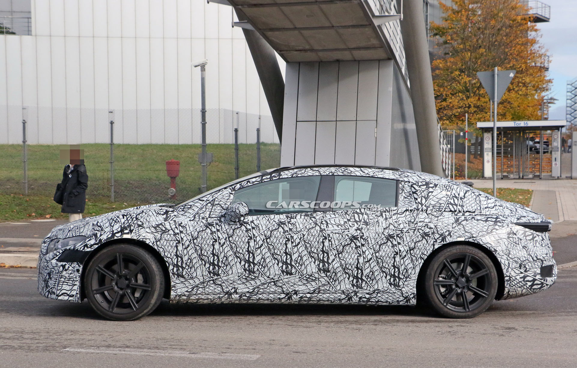 2021 Mercedes EQS Electric Sedan Shows Production Interior With S-Class Like Dash