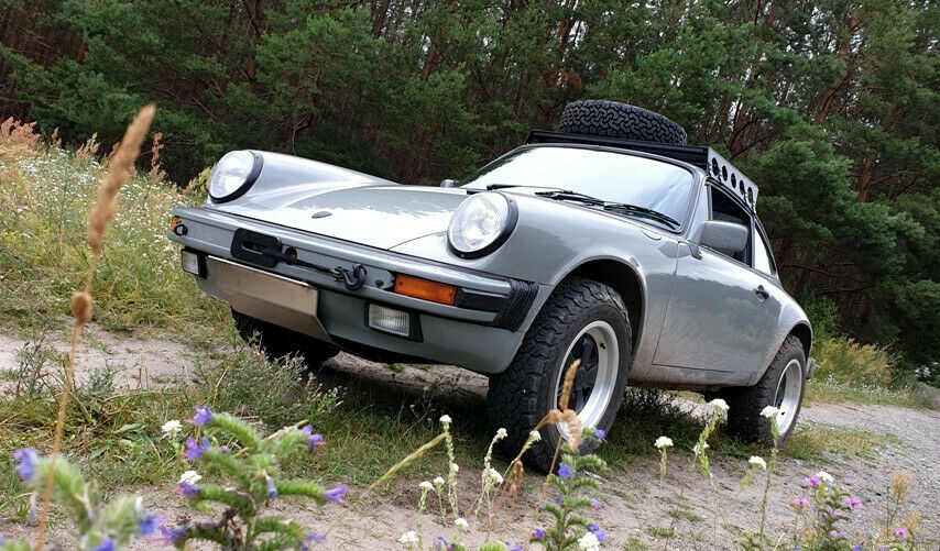 Porsche 911 Carrera Safari Recreation Loves An Off-Road Adventure