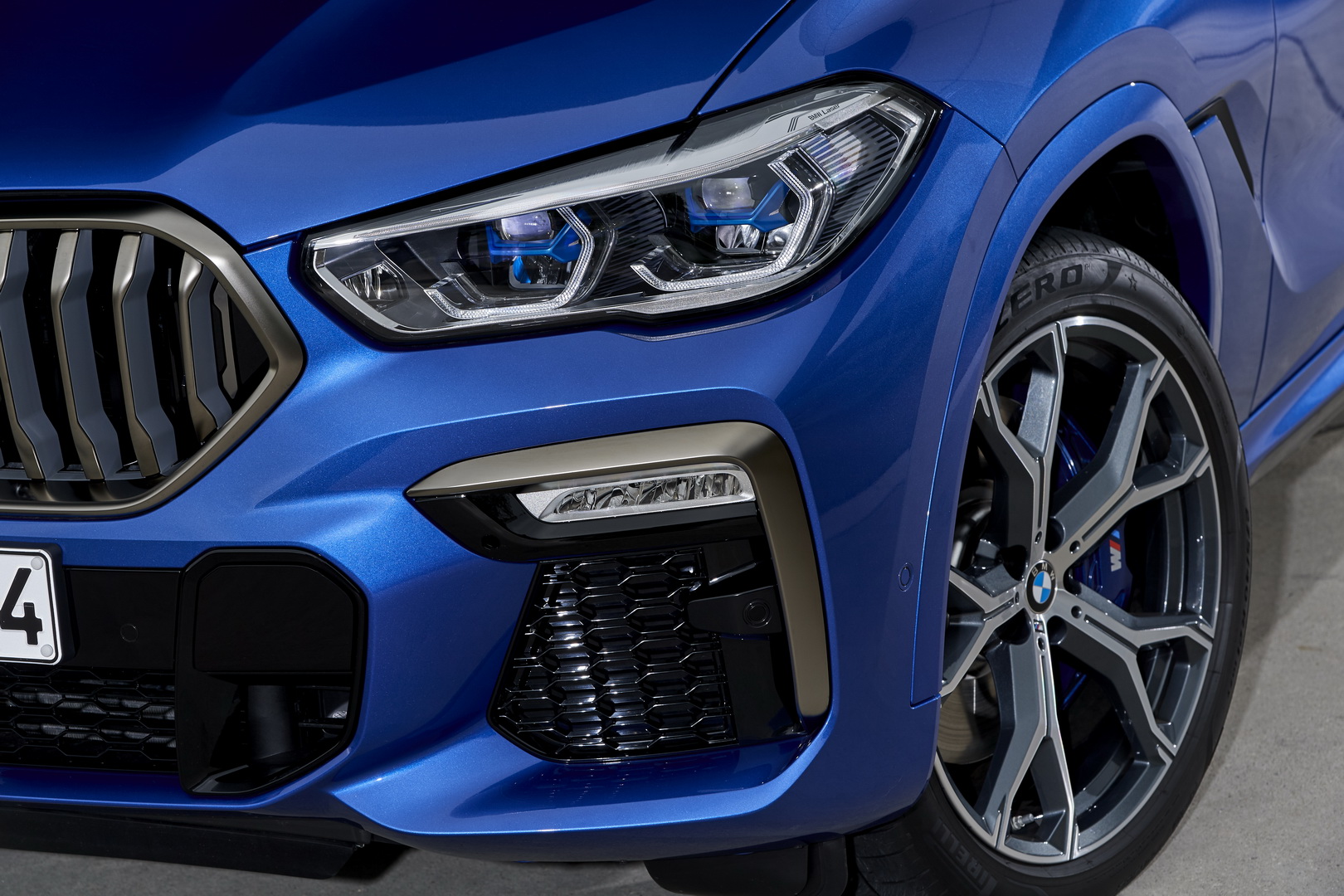 BMW Wants You To Explore Every Detail Of The New X6 In 102 Images