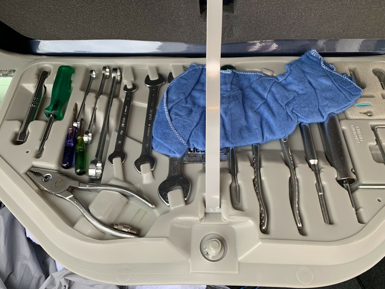 35,000-Mile 1987 BMW 735i E23 In Top Condition Will Cost You $12,000