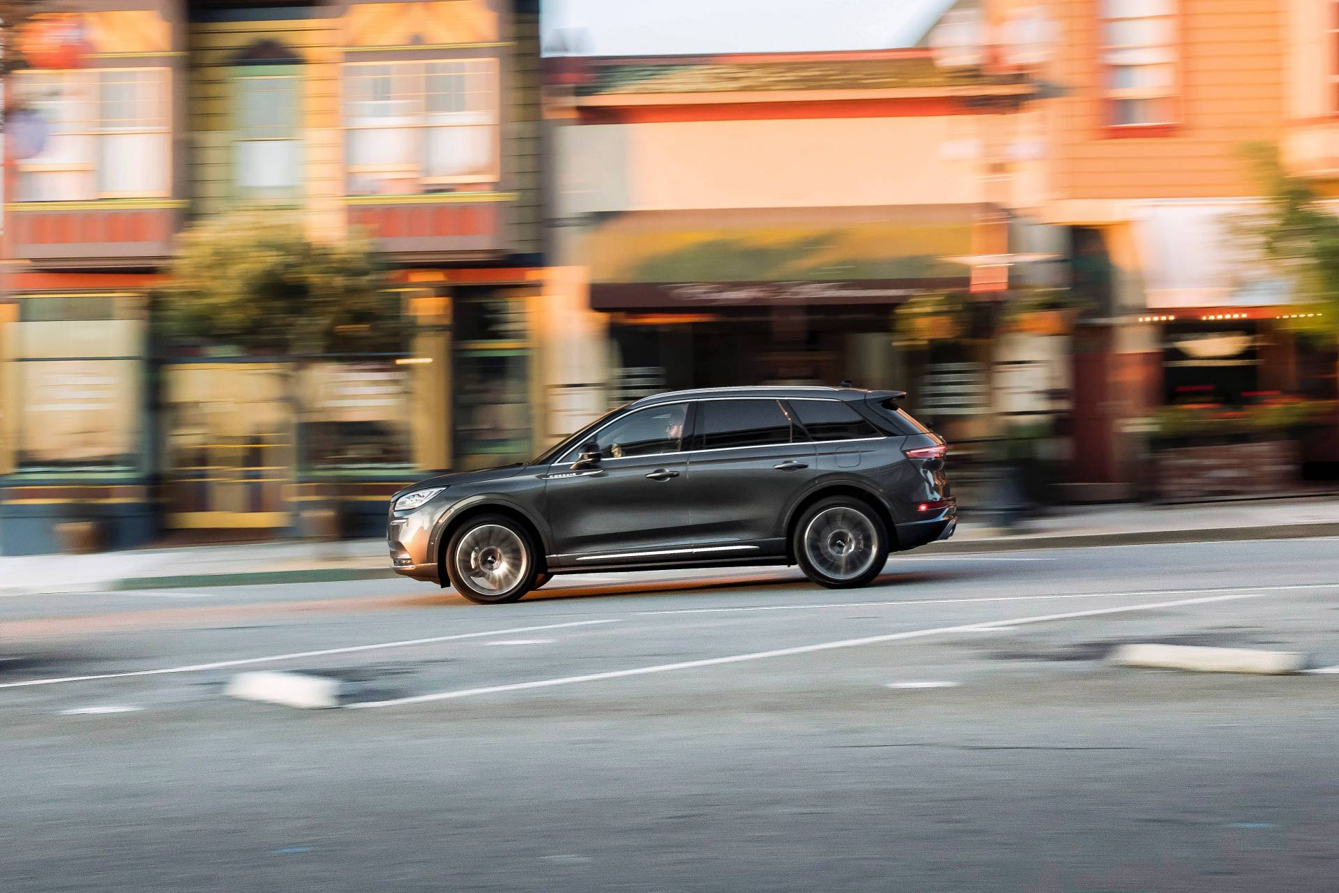 Lincoln Shows Us More Of The 2020 Corsair In 99 New Photos