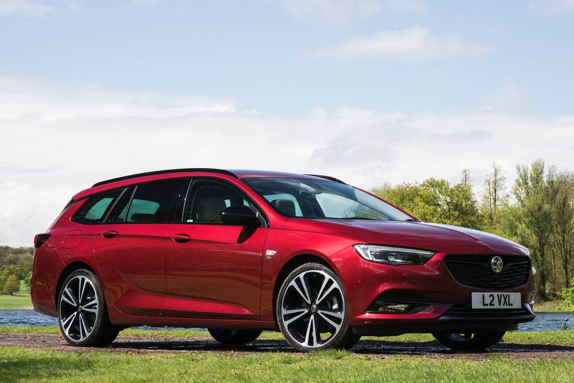 Vauxhall Insignia Sports Tourer And Viva Axed From UK Market