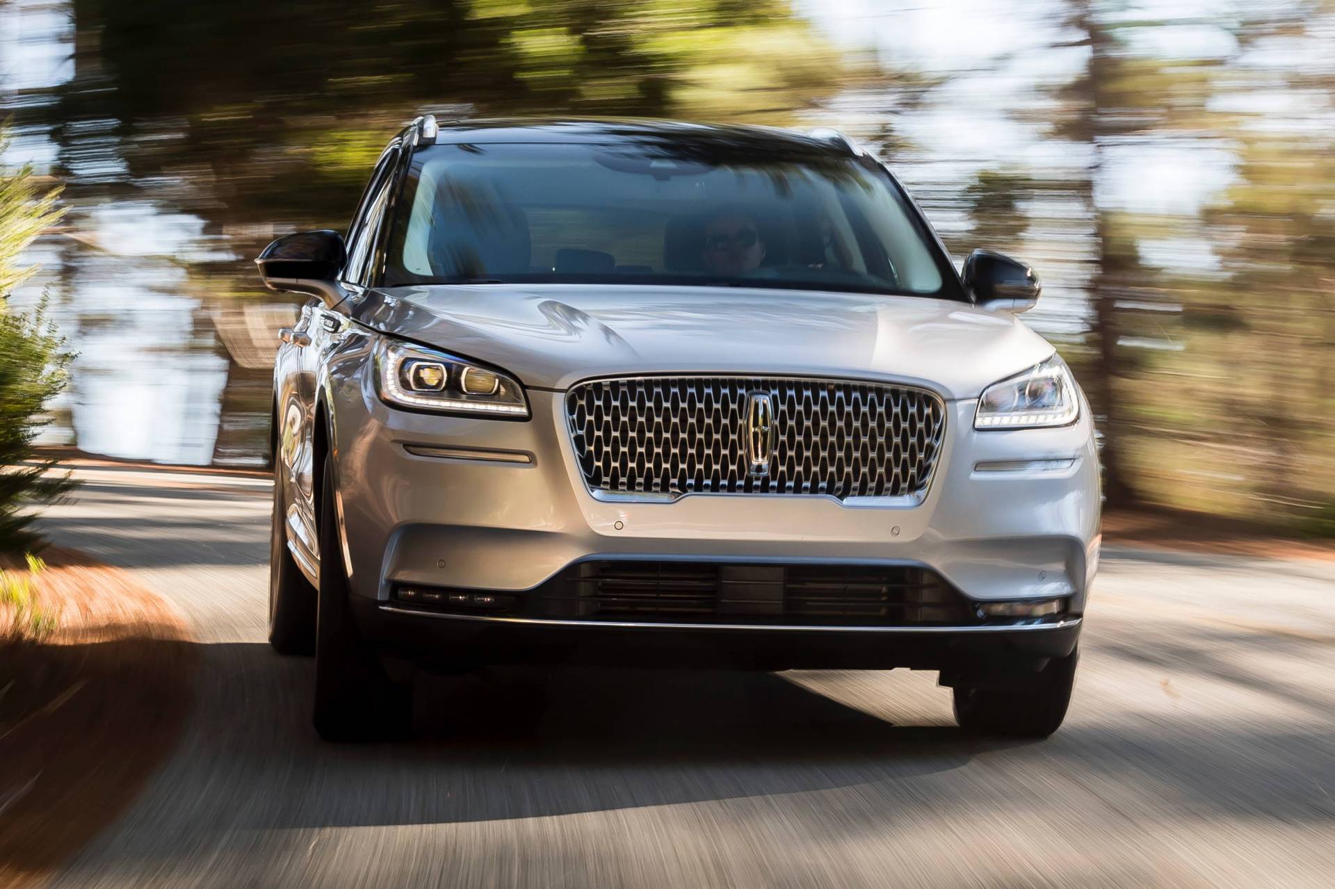 Lincoln Shows Us More Of The 2020 Corsair In 99 New Photos