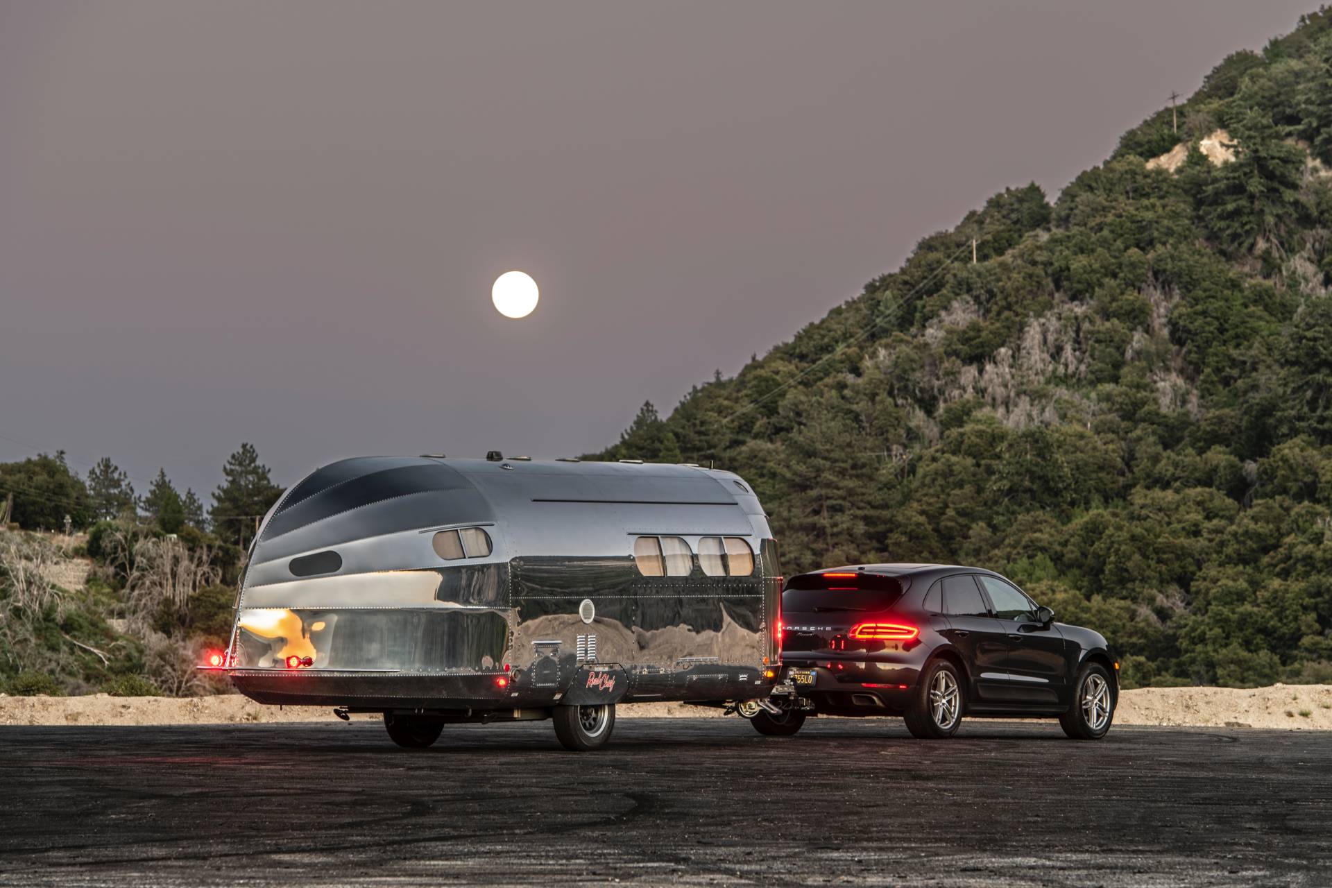 The Bowlus Road Chief “Wave Bespoke Edition” Trailer Is One Way To Spend $225,000