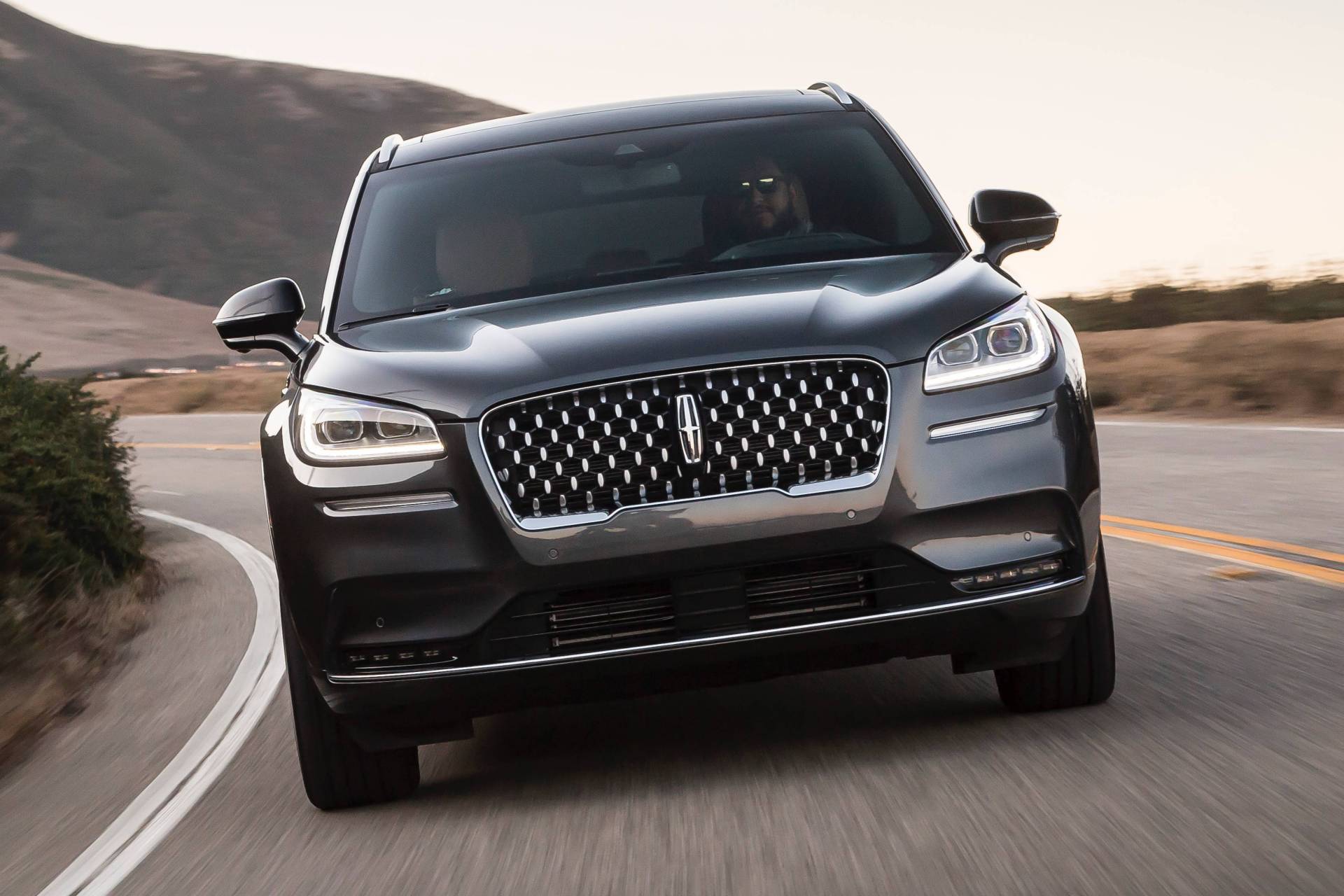 Lincoln Shows Us More Of The 2020 Corsair In 99 New Photos