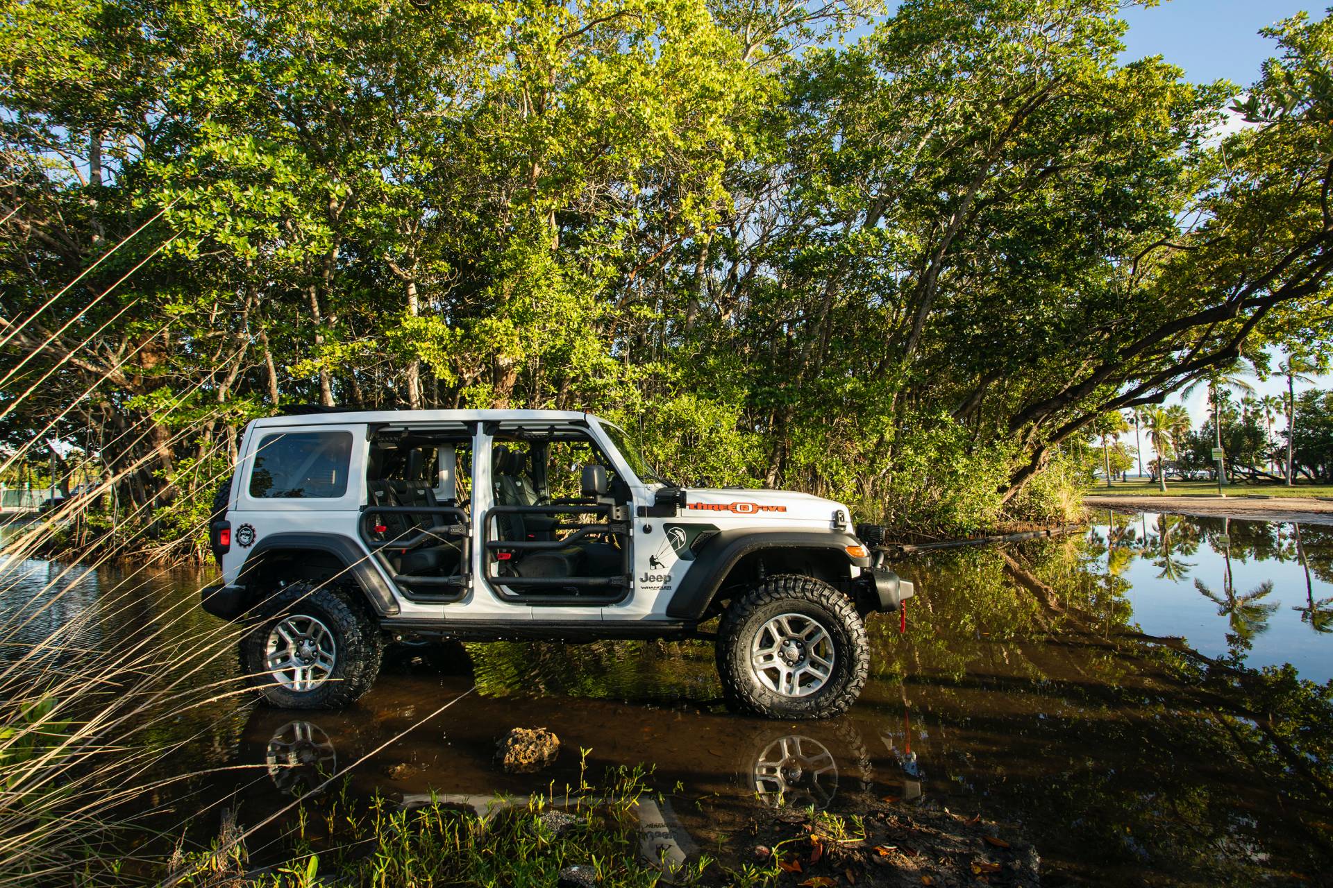 2020 Jeep Wrangler And Gladiator “Three O Five” Editions Are For Miami Only