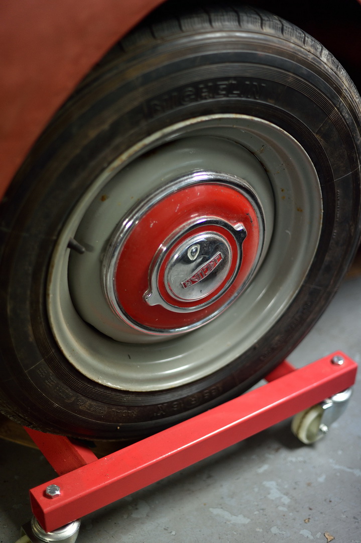 1954 Jaguar XK120 Needs More Than A Dust-Off To Be Brought Back To Life
