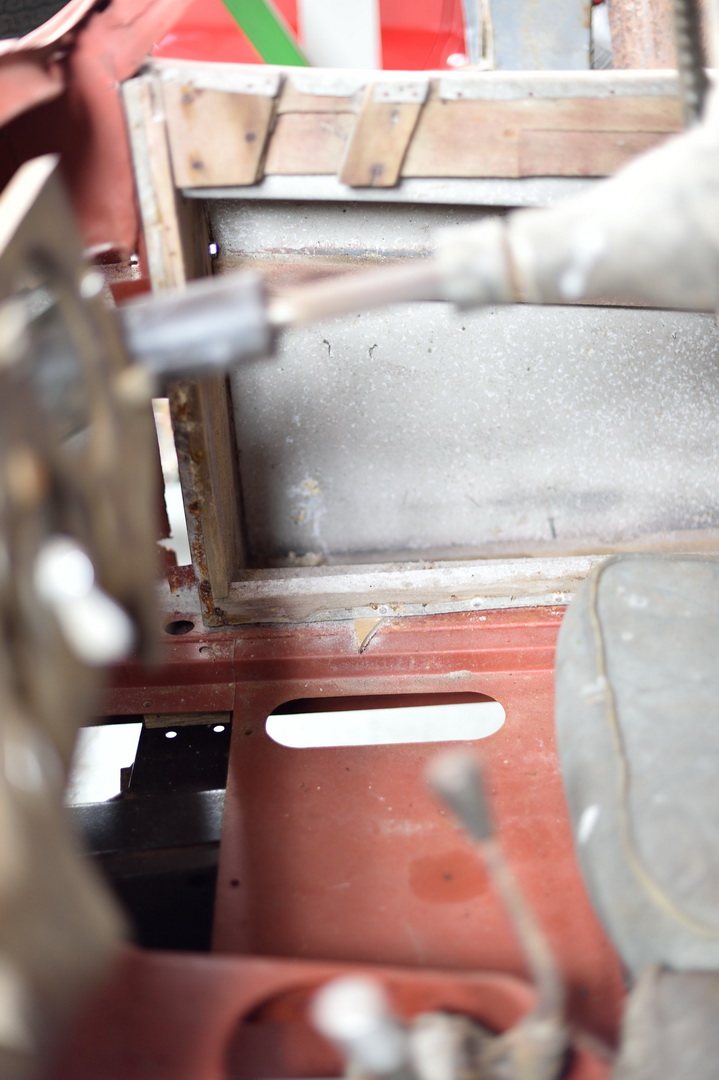 1954 Jaguar XK120 Needs More Than A Dust-Off To Be Brought Back To Life