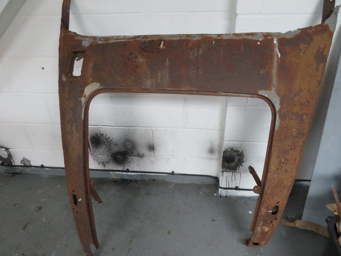 1954 Jaguar XK120 Needs More Than A Dust-Off To Be Brought Back To Life