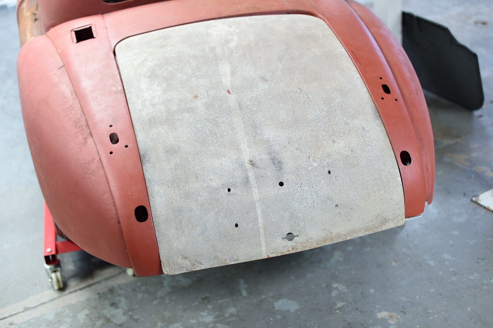 1954 Jaguar XK120 Needs More Than A Dust-Off To Be Brought Back To Life