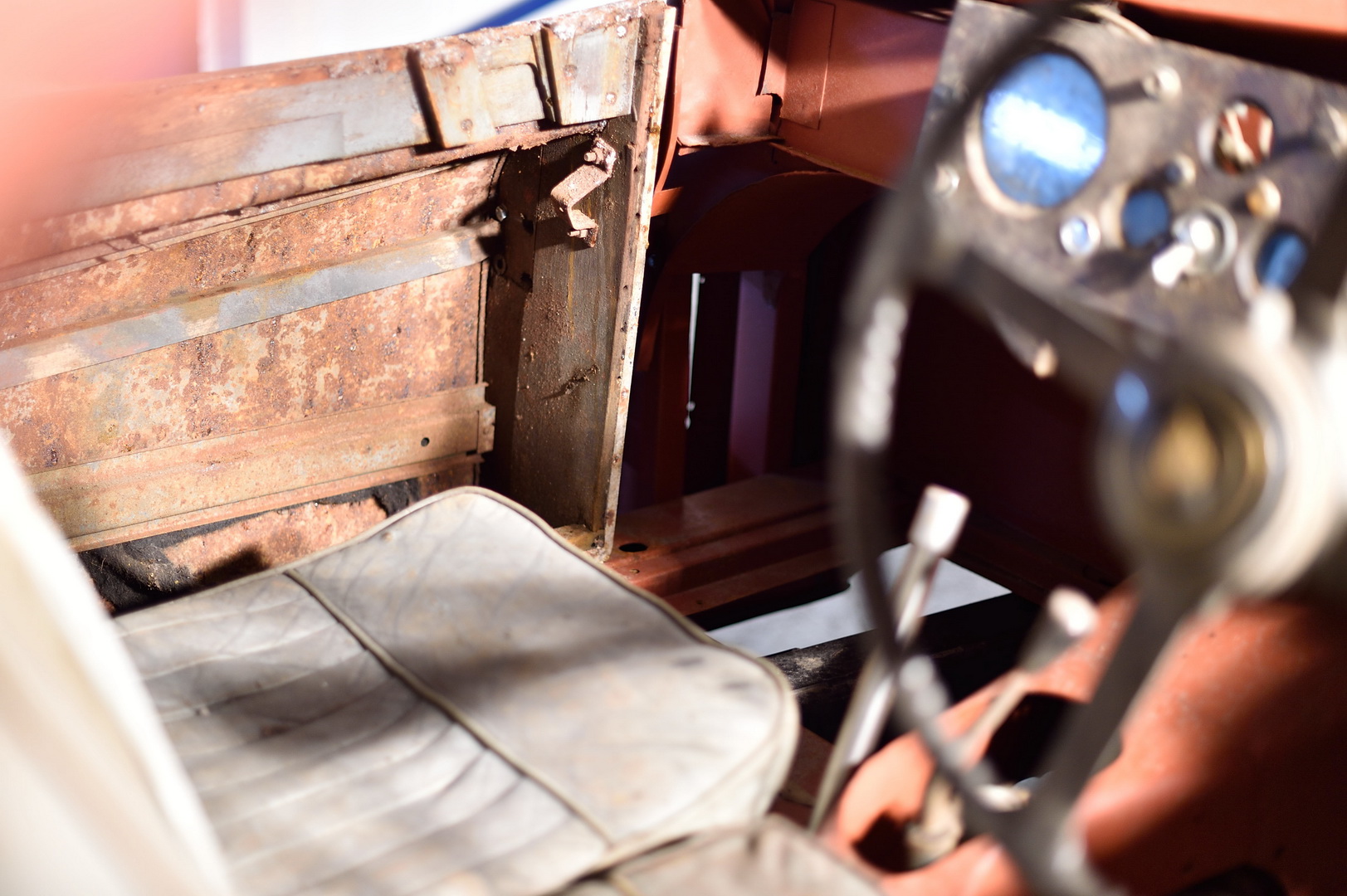 1954 Jaguar XK120 Needs More Than A Dust-Off To Be Brought Back To Life