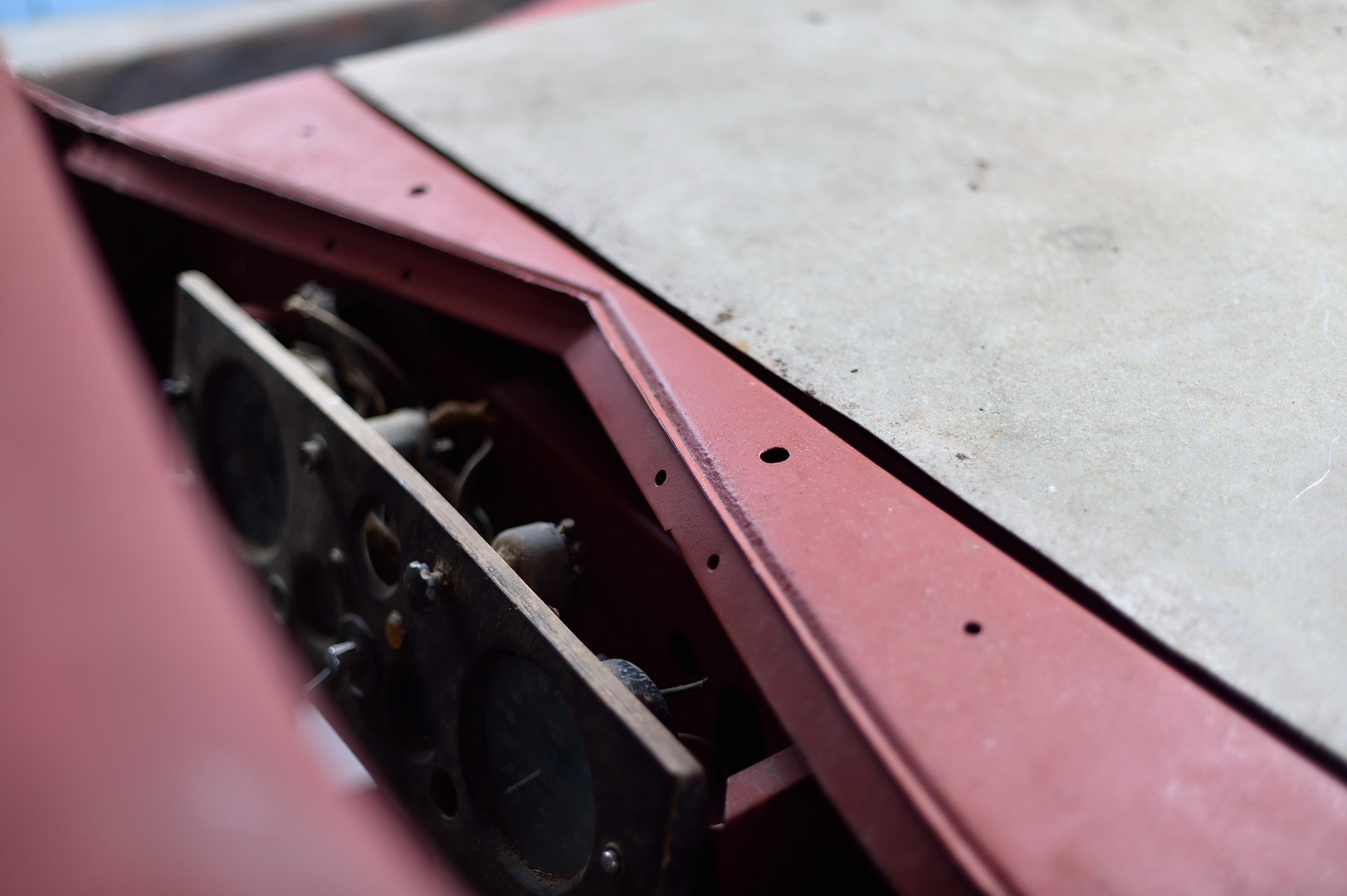 1954 Jaguar XK120 Needs More Than A Dust-Off To Be Brought Back To Life