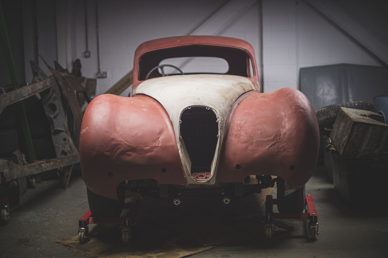 1954 Jaguar XK120 Needs More Than A Dust-Off To Be Brought Back To Life
