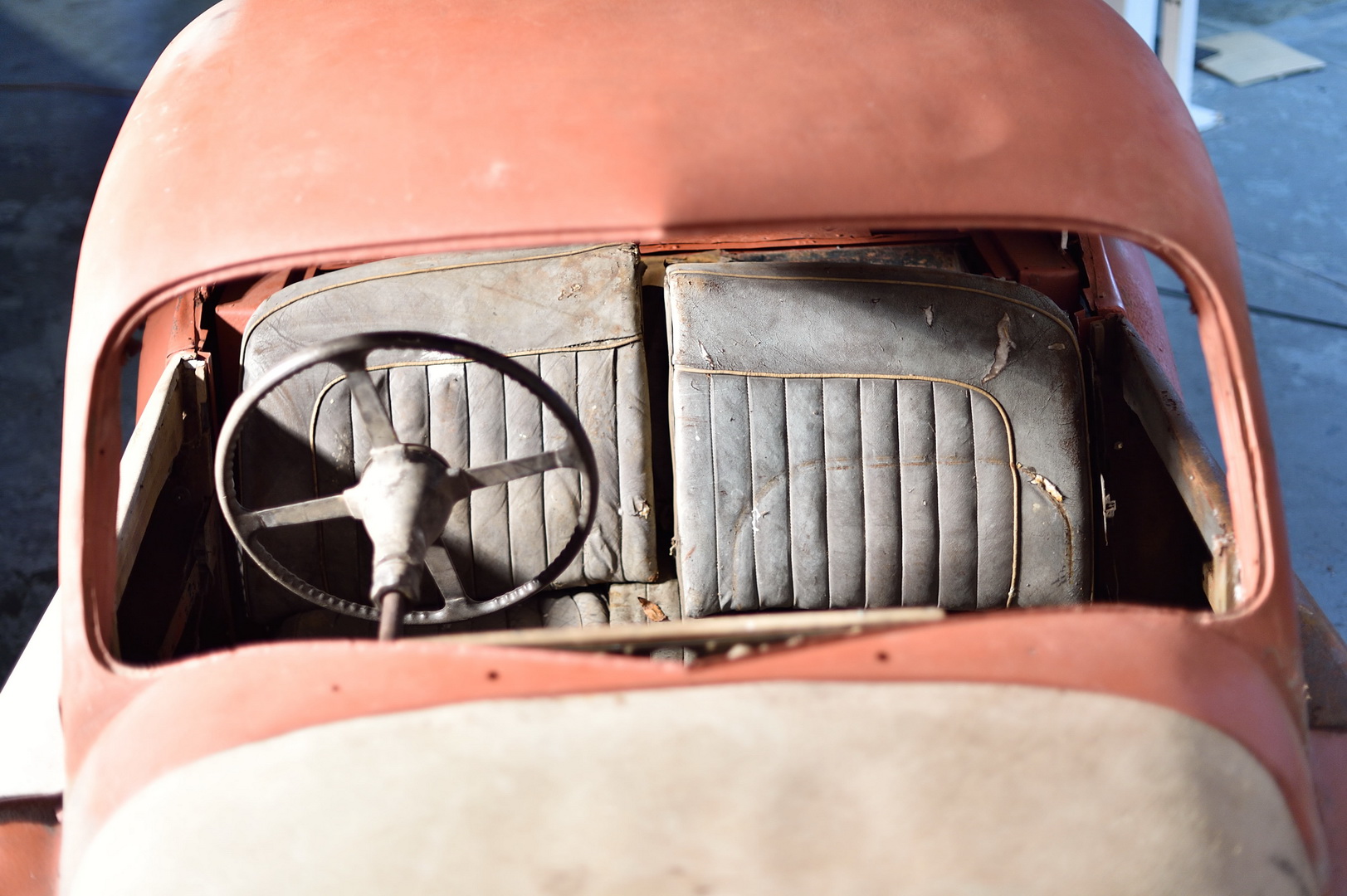 1954 Jaguar XK120 Needs More Than A Dust-Off To Be Brought Back To Life