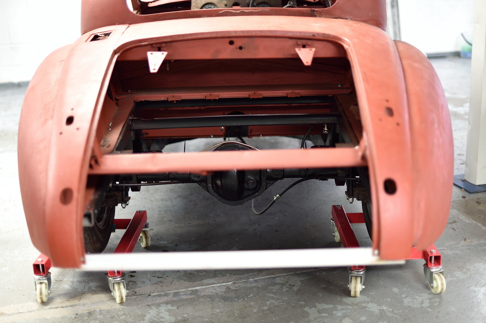 1954 Jaguar XK120 Needs More Than A Dust-Off To Be Brought Back To Life