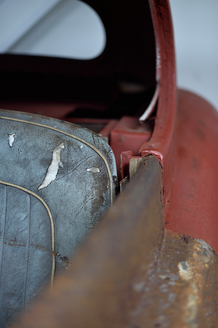 1954 Jaguar XK120 Needs More Than A Dust-Off To Be Brought Back To Life