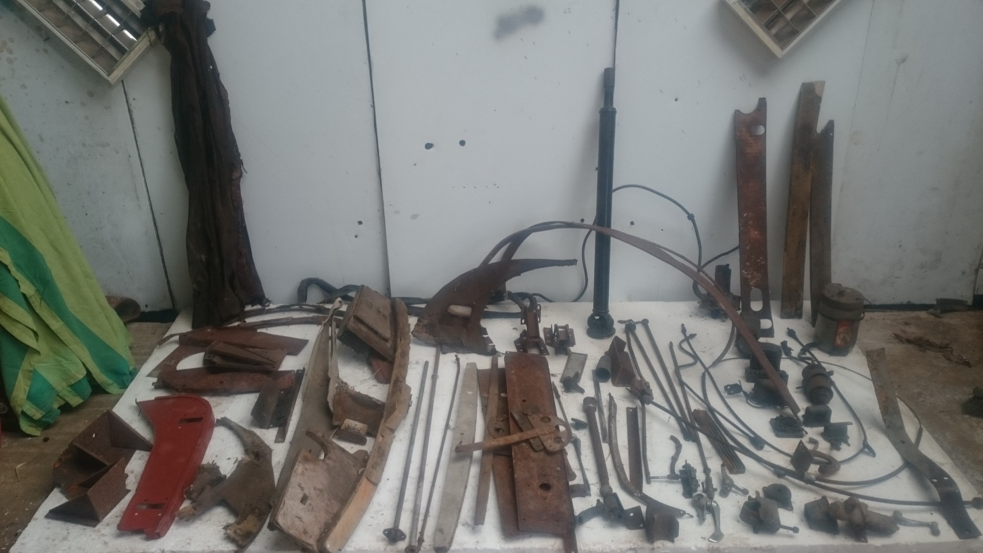 1954 Jaguar XK120 Needs More Than A Dust-Off To Be Brought Back To Life