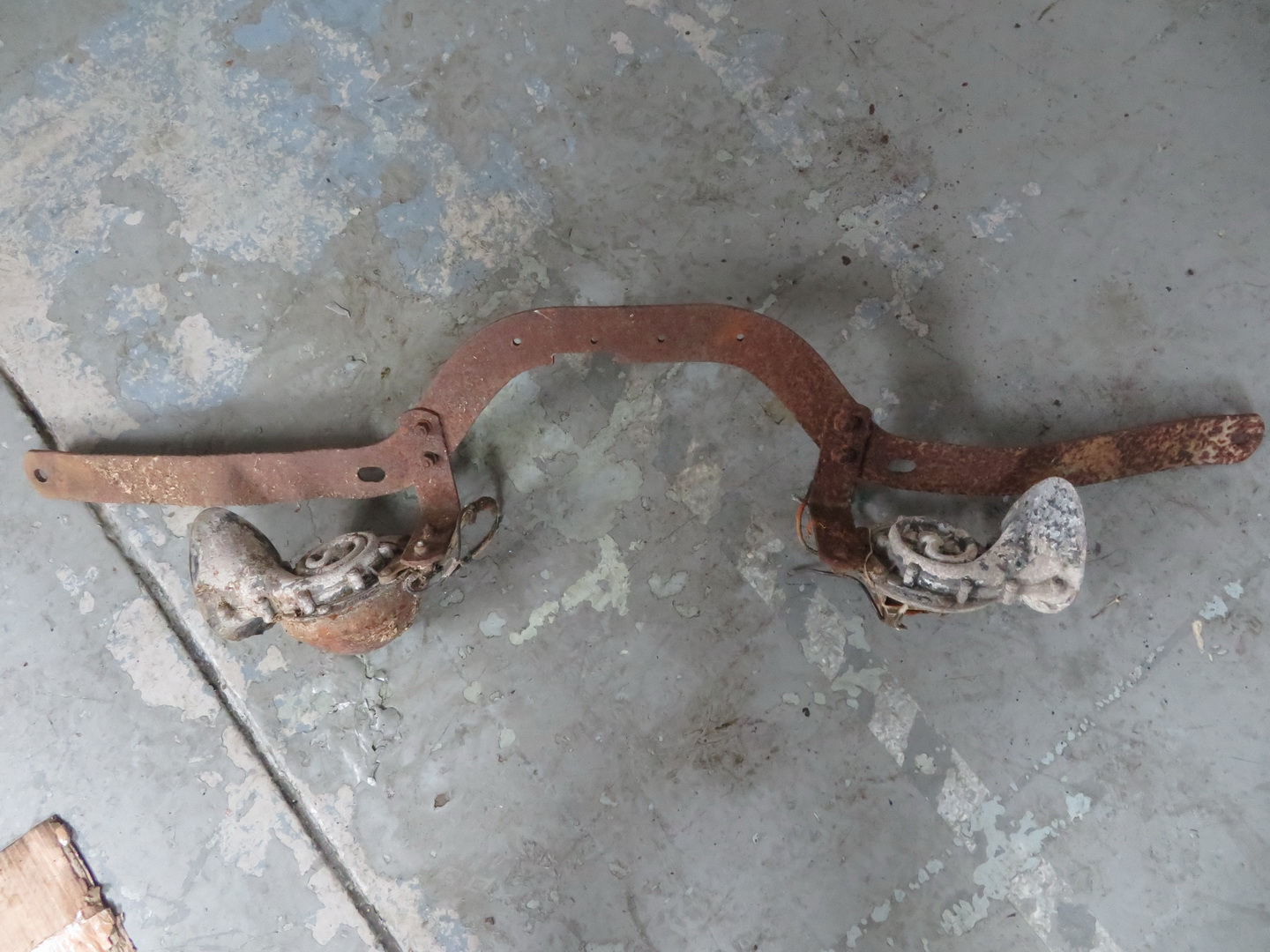 1954 Jaguar XK120 Needs More Than A Dust-Off To Be Brought Back To Life