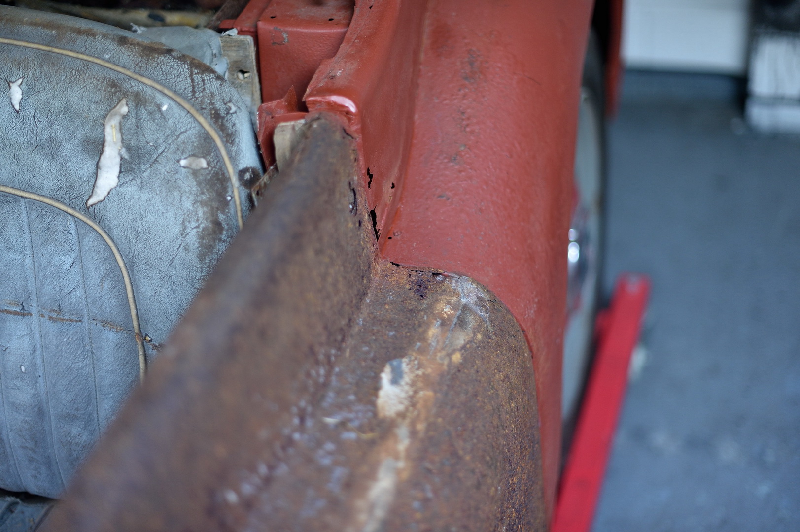 1954 Jaguar XK120 Needs More Than A Dust-Off To Be Brought Back To Life