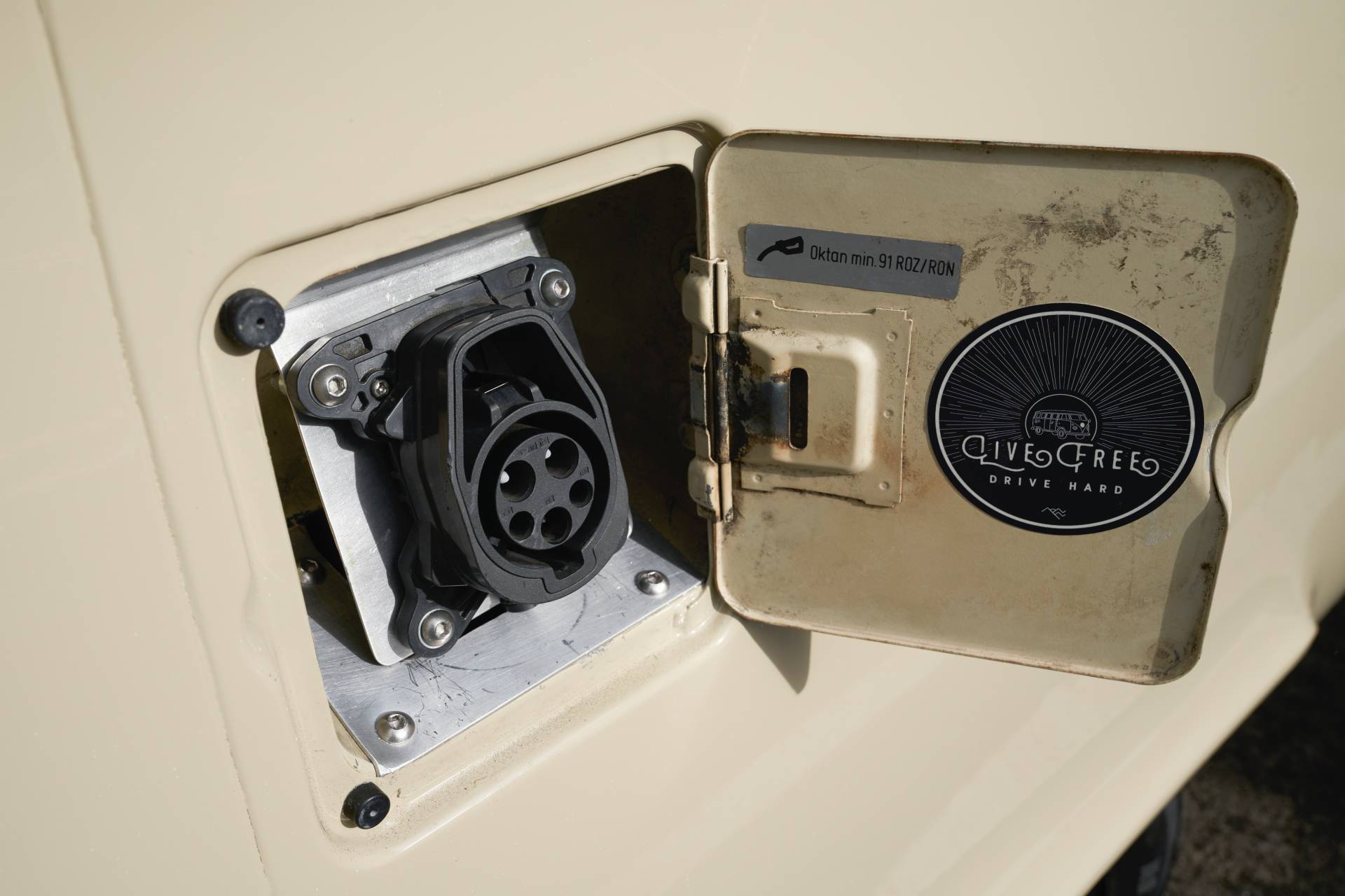 VW Electrifies Classic 1972 Type 2 Bus With The Help Of EV West