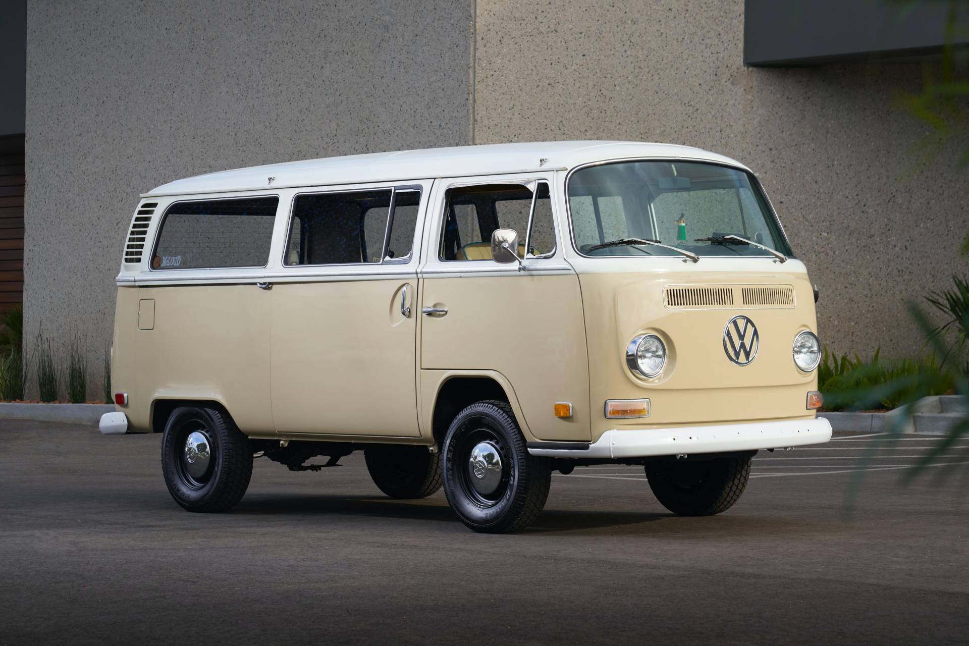 VW Electrifies Classic 1972 Type 2 Bus With The Help Of EV West