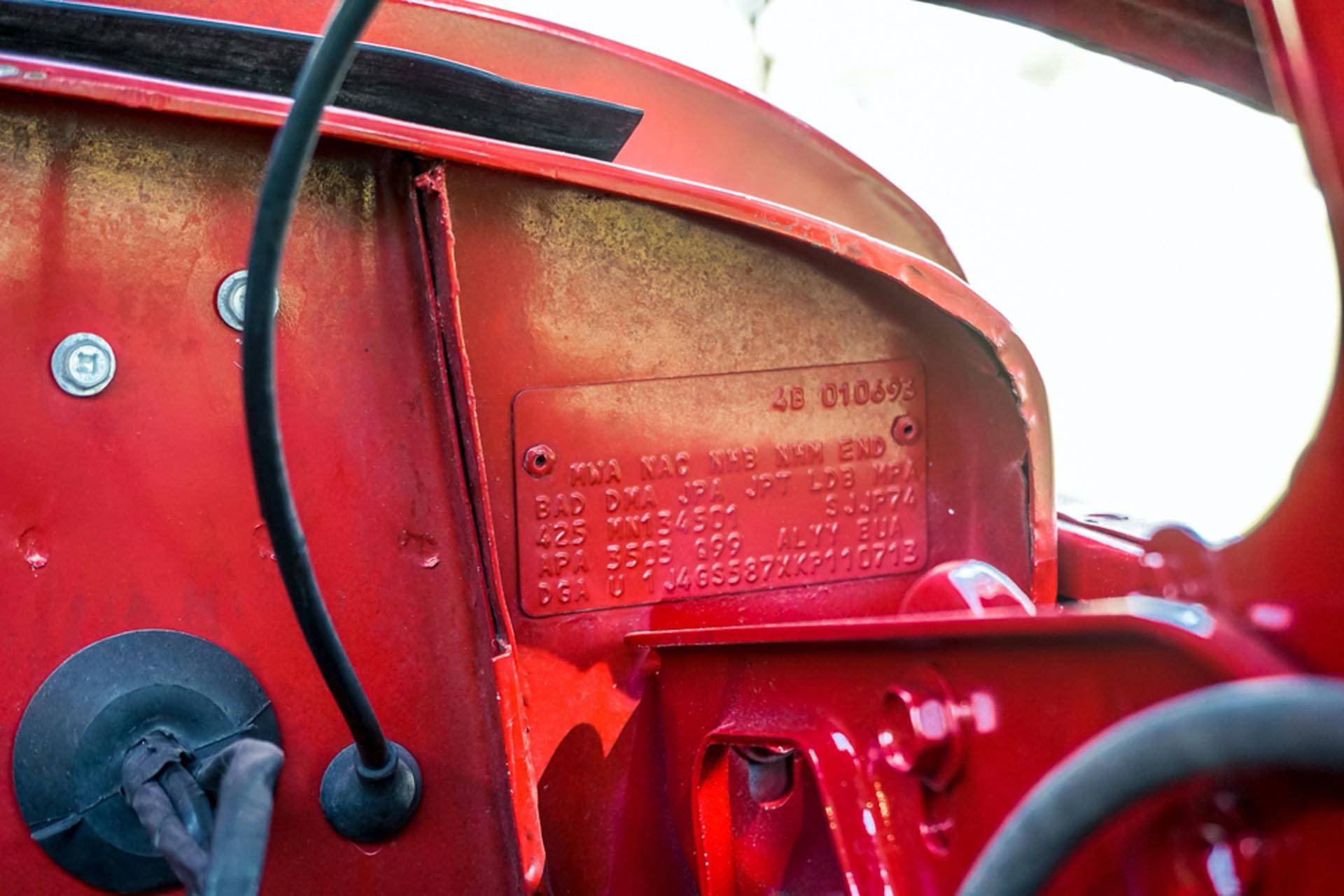 1989 Jeep Grand Wagoneer Woody Looks All Original But Hides 707 HP Hellcat V8