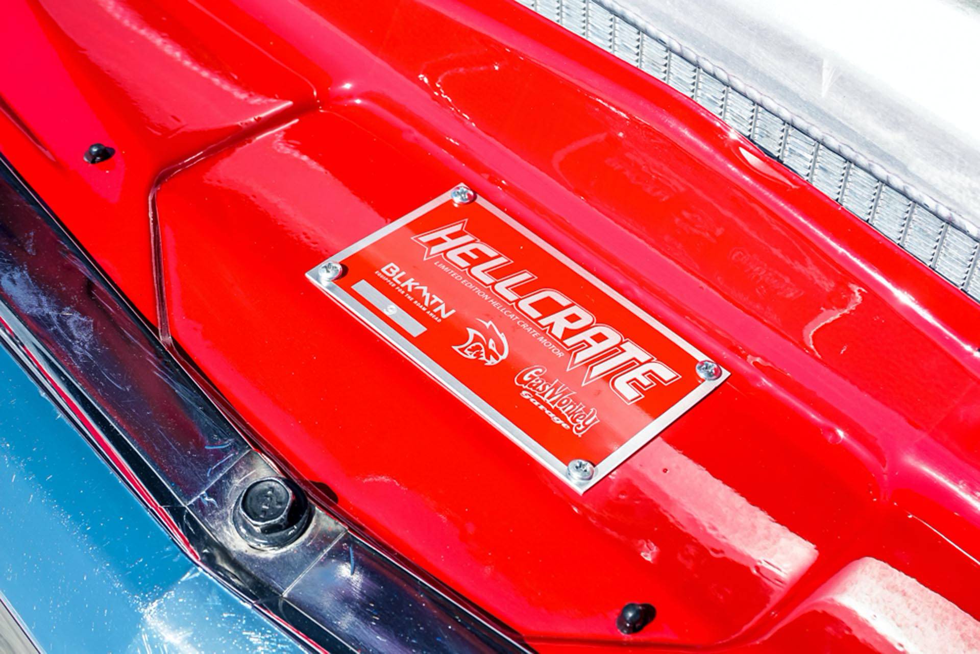 1989 Jeep Grand Wagoneer Woody Looks All Original But Hides 707 HP Hellcat V8