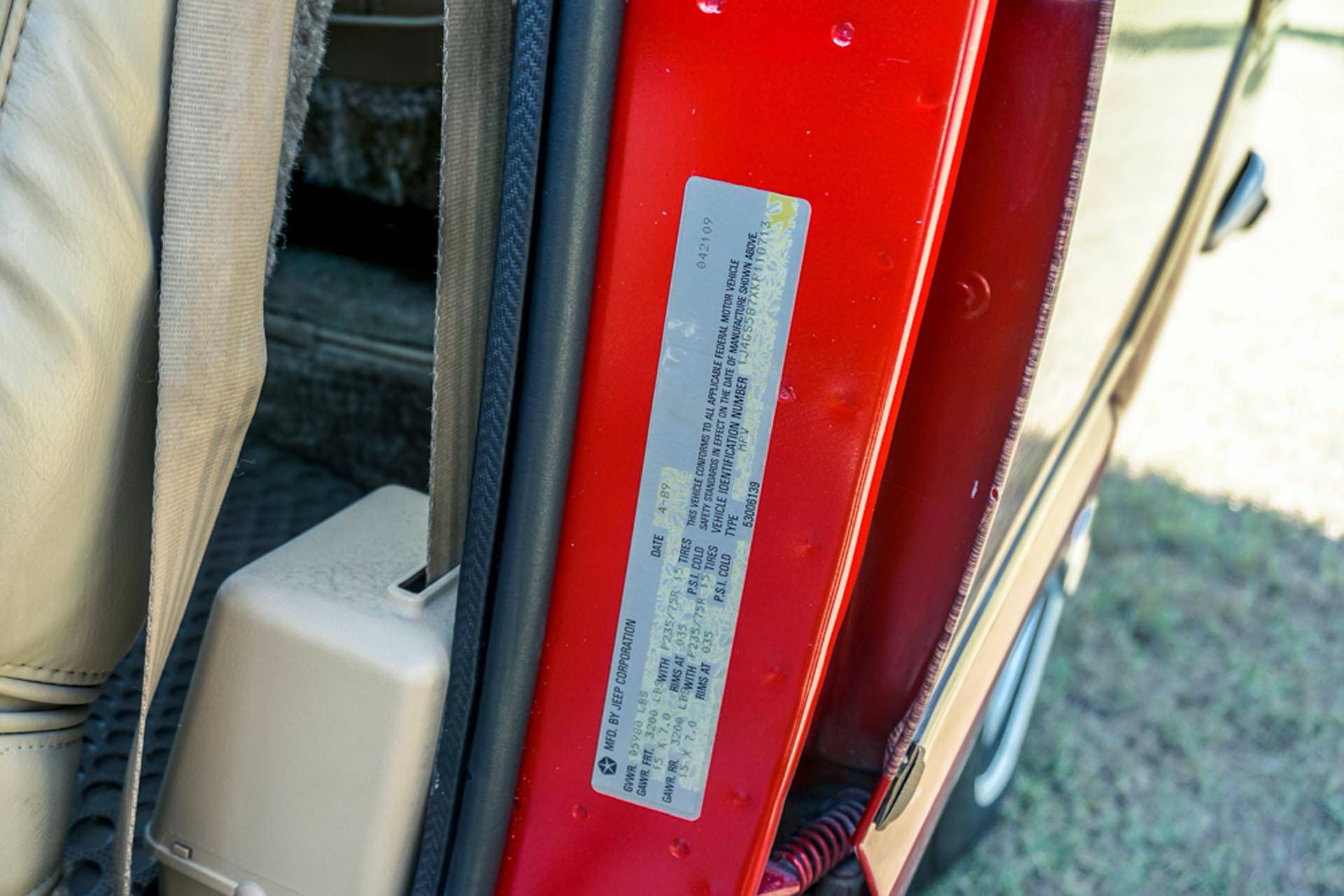 1989 Jeep Grand Wagoneer Woody Looks All Original But Hides 707 HP Hellcat V8