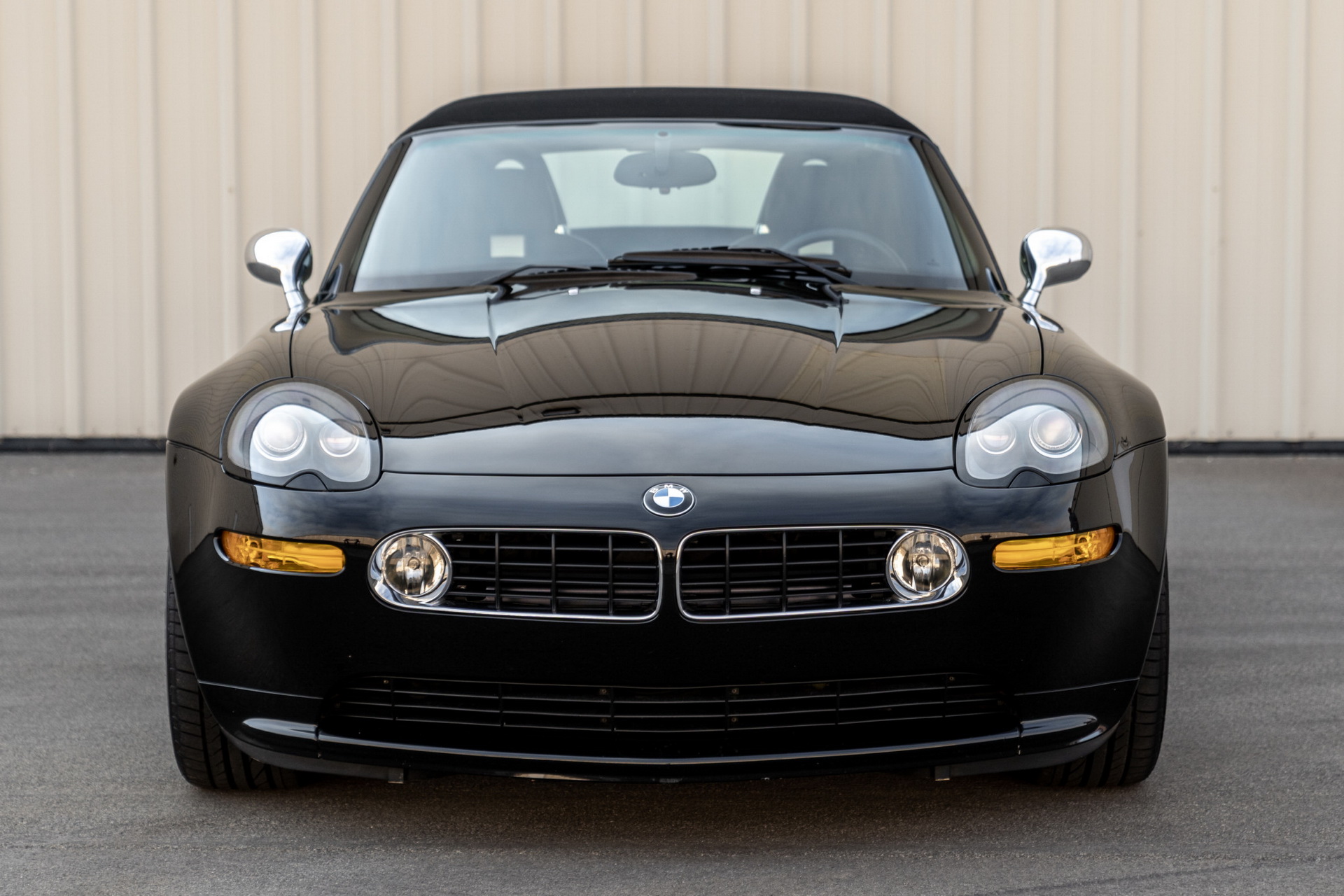 This BMW Z8 Is Nearly 20 Years Old, Yet Hasn’t Aged A Day