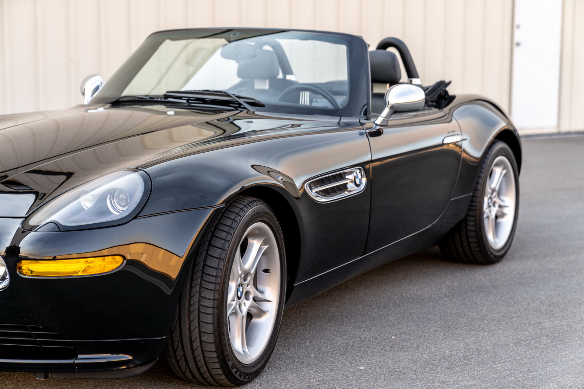 This BMW Z8 Is Nearly 20 Years Old, Yet Hasn’t Aged A Day
