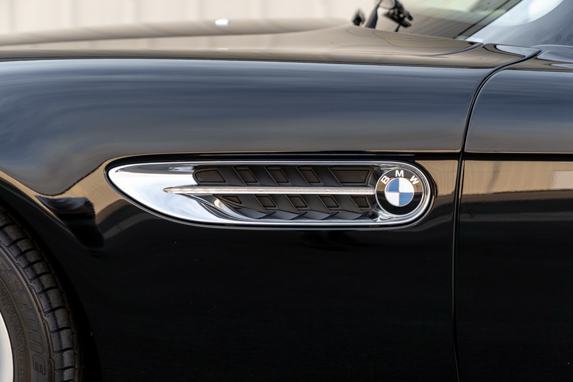 This BMW Z8 Is Nearly 20 Years Old, Yet Hasn’t Aged A Day
