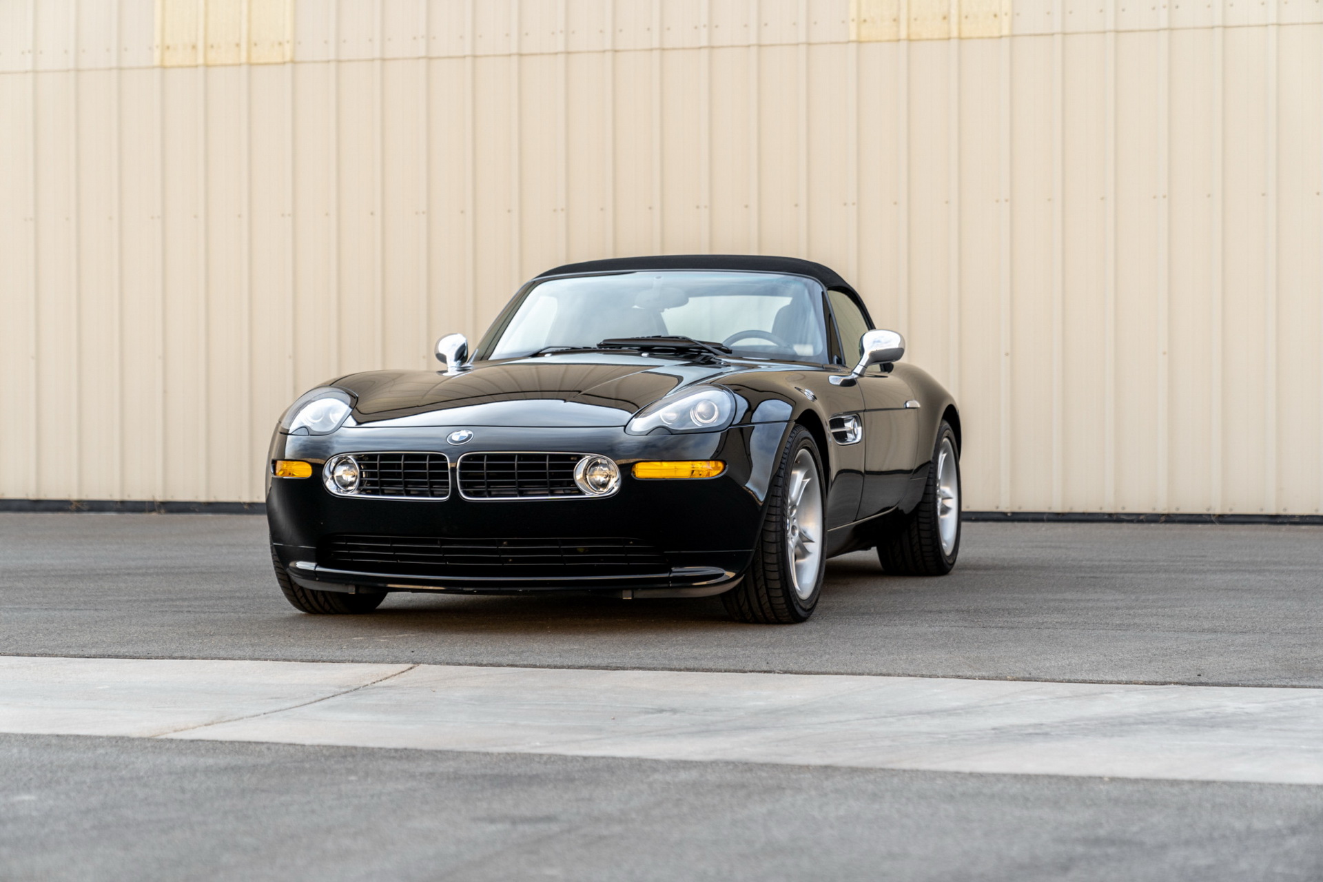 This BMW Z8 Is Nearly 20 Years Old, Yet Hasn’t Aged A Day
