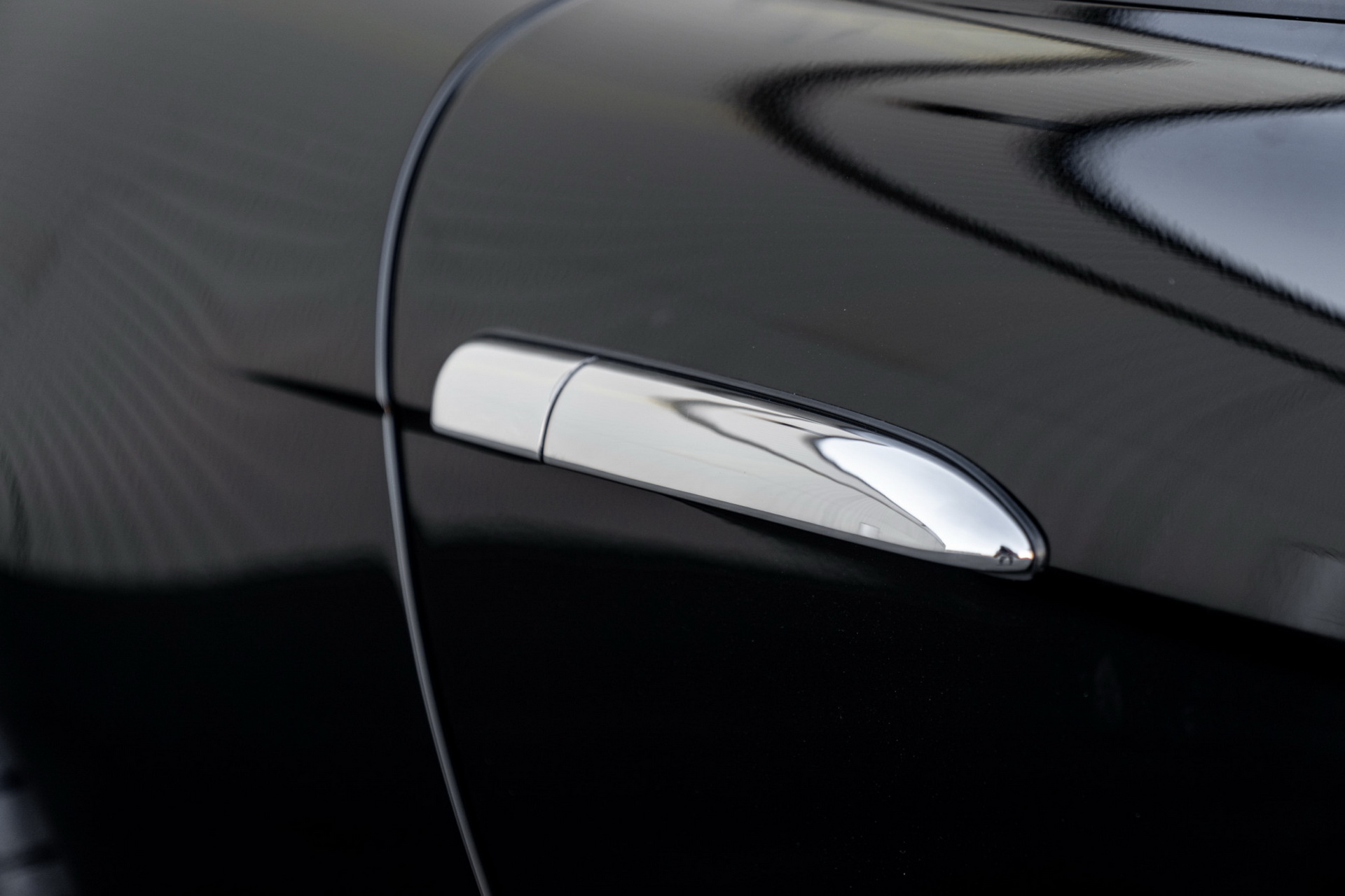 This BMW Z8 Is Nearly 20 Years Old, Yet Hasn’t Aged A Day