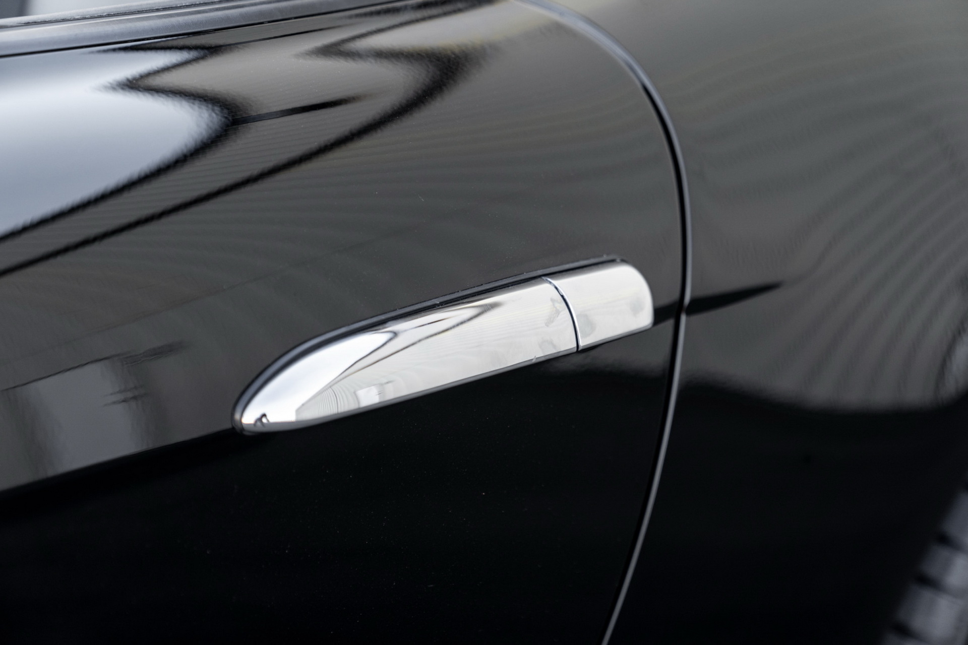 This BMW Z8 Is Nearly 20 Years Old, Yet Hasn’t Aged A Day