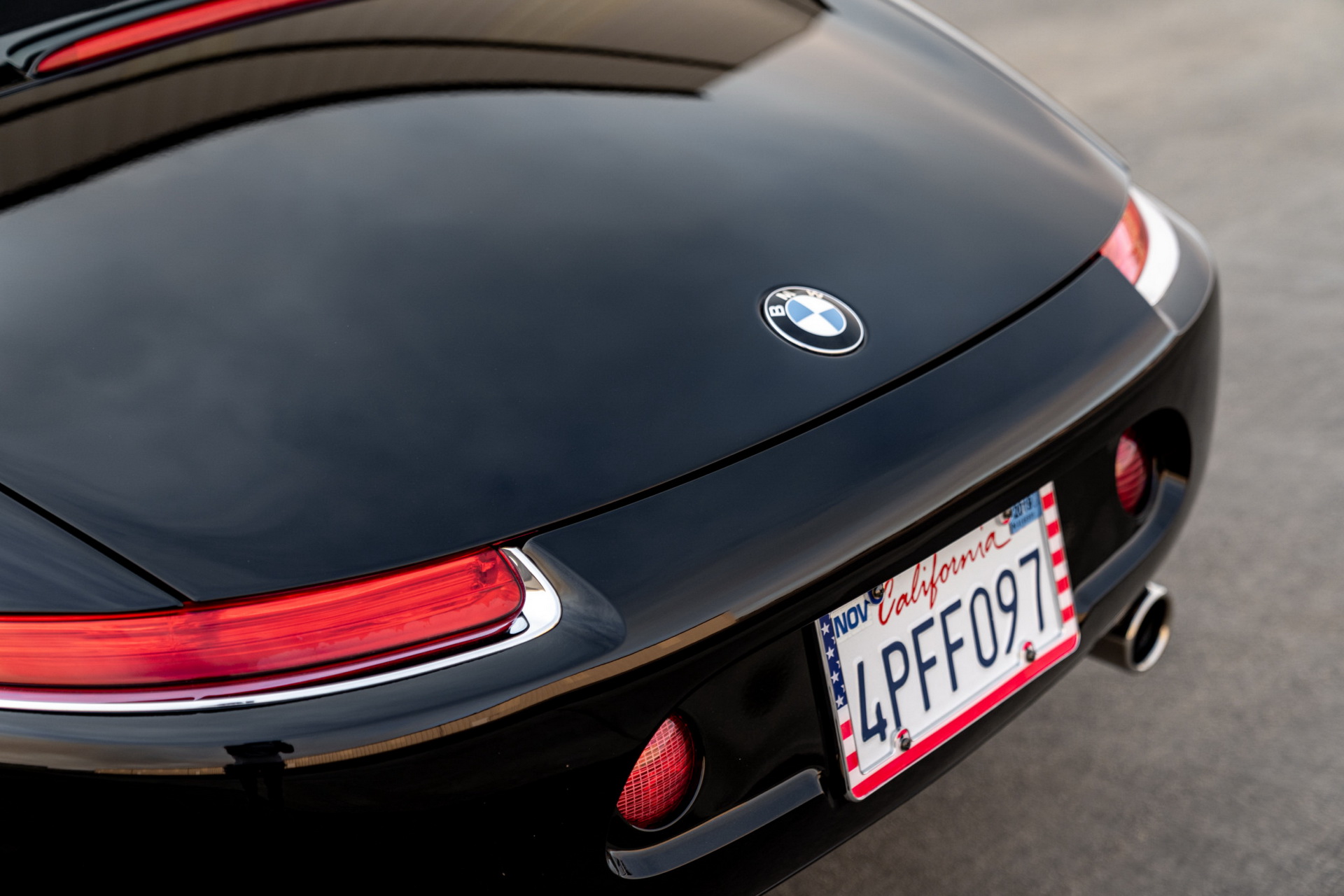 This BMW Z8 Is Nearly 20 Years Old, Yet Hasn’t Aged A Day