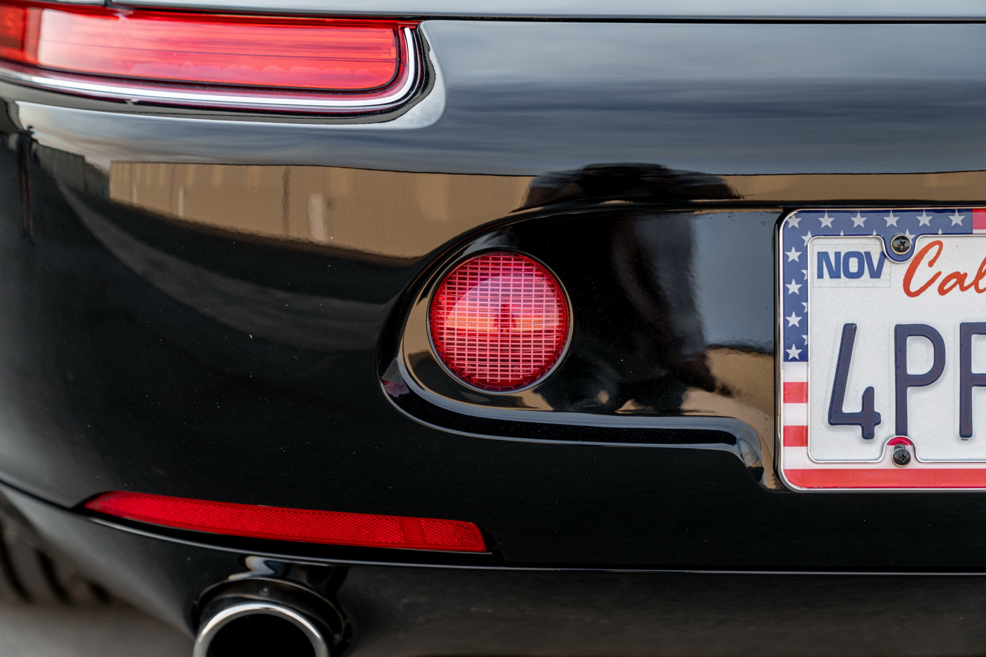 This BMW Z8 Is Nearly 20 Years Old, Yet Hasn’t Aged A Day